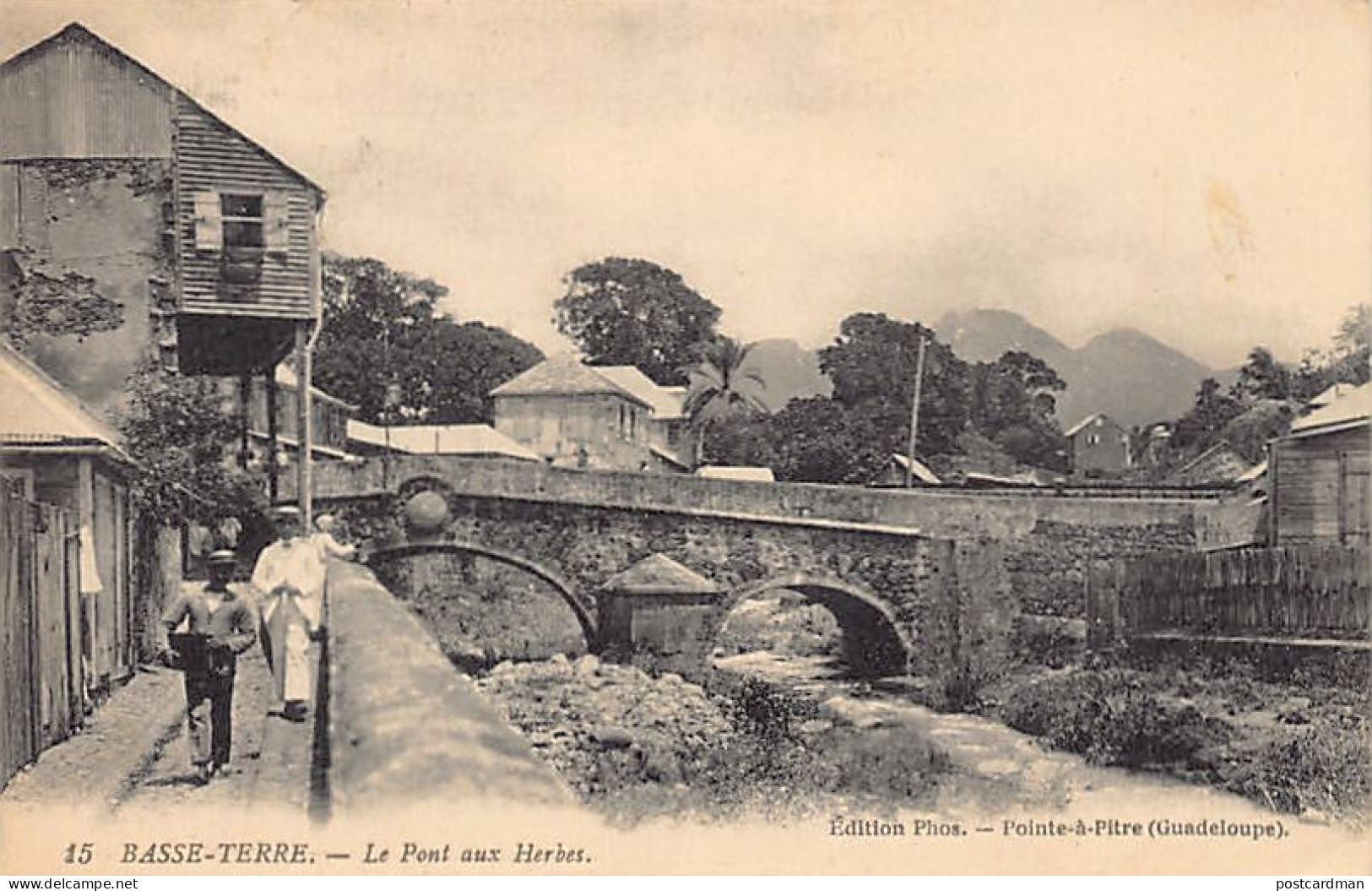 Guadeloupe - BASSE-TERRE - Le Pont Aux Herbes - Ed. Phos 15 - Basse Terre
