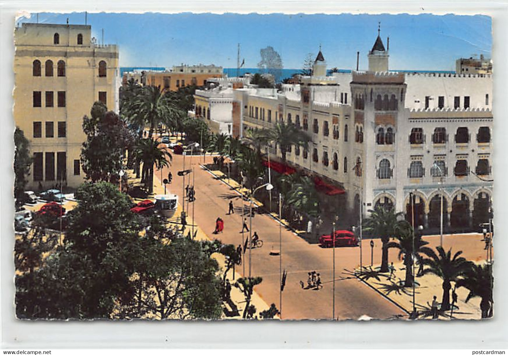 Tunisie - SFAX - Avenue Habib Bourguiba - Ed. Gaston Lévy 1 - Tunisie