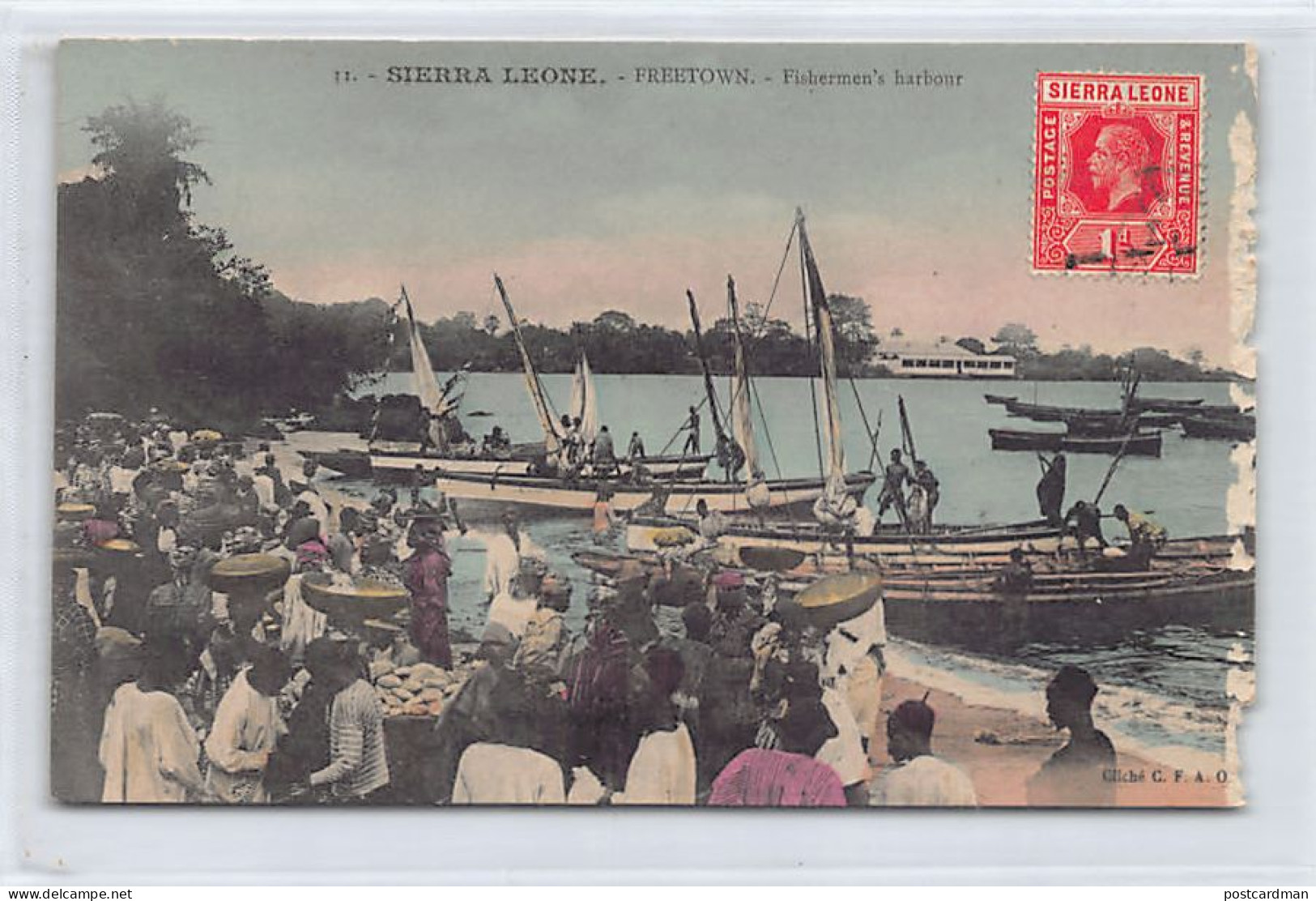 Sierra-Leone - FREETOWN - Fishermen's Harbour - RIGHT BORDER IS DAMAGED - Publ. C.F.A.O. 11 - Sierra Leone