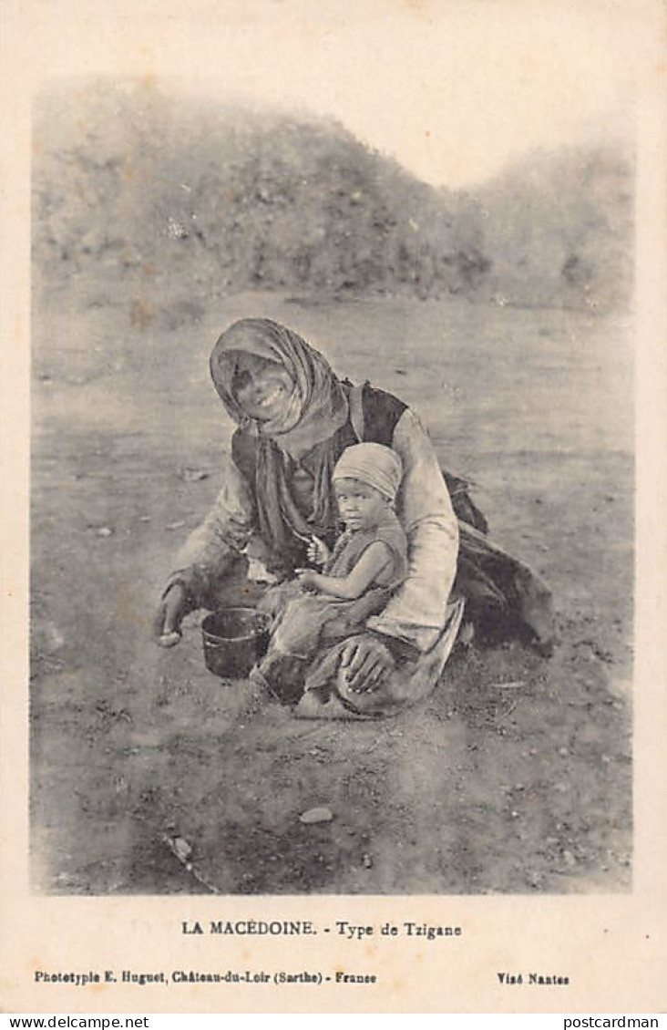 Macedonia - Gypsy Type (mother And Child) - Publ. E. Huguet  - Macedonia Del Nord