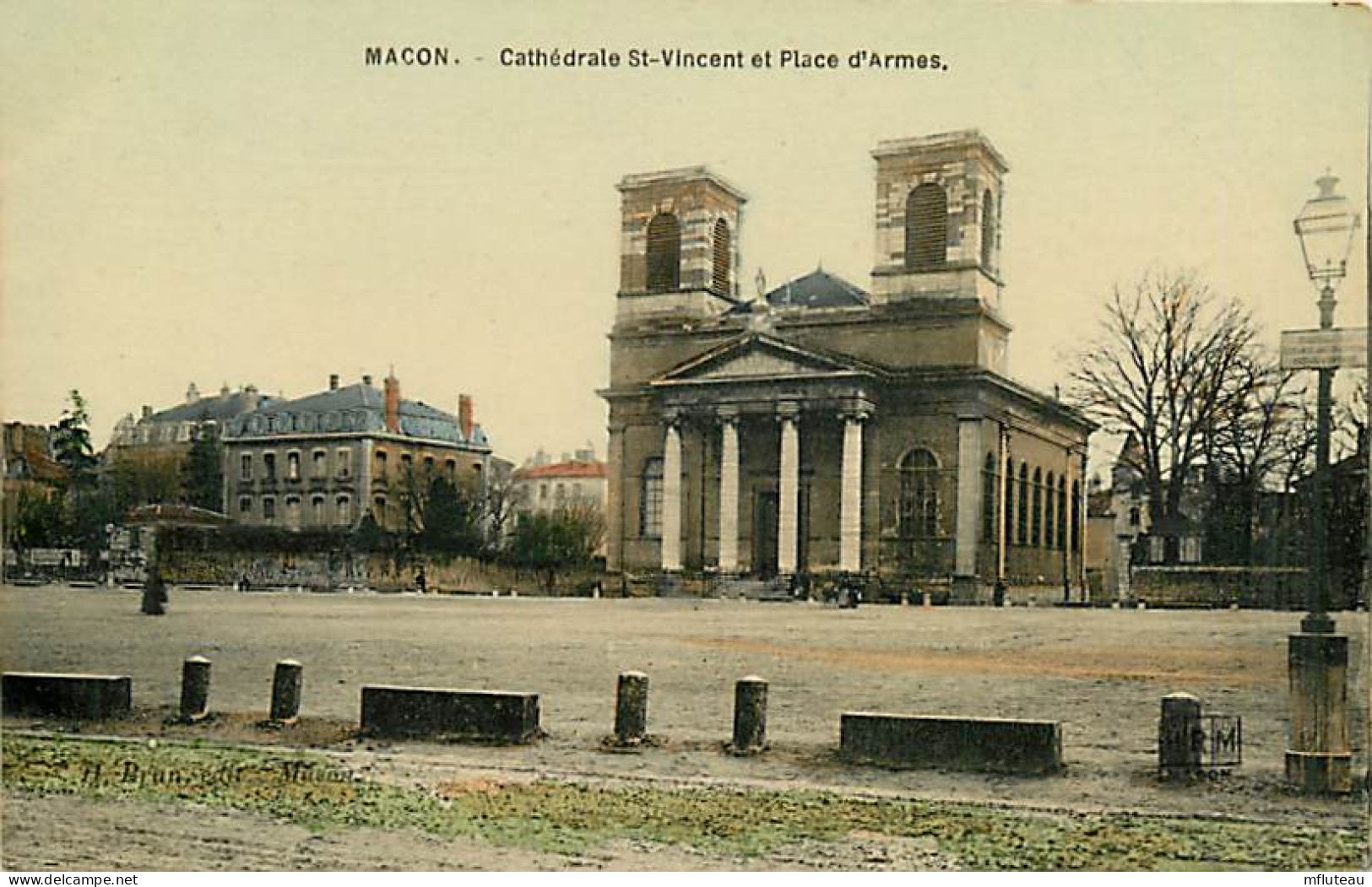 71* MACON Cathedrale     MA108,0211 - Le Creusot