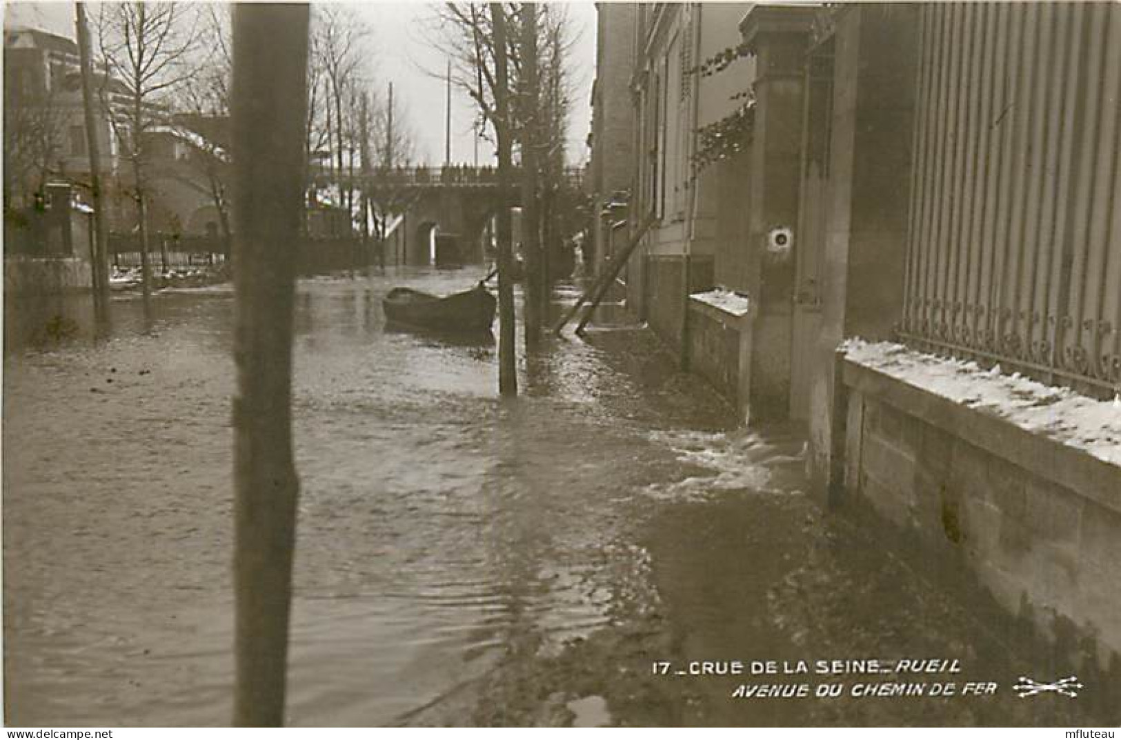 92* RUEIL Crue – Av Du Chemin De Fer      MA108,1372 - Rueil Malmaison