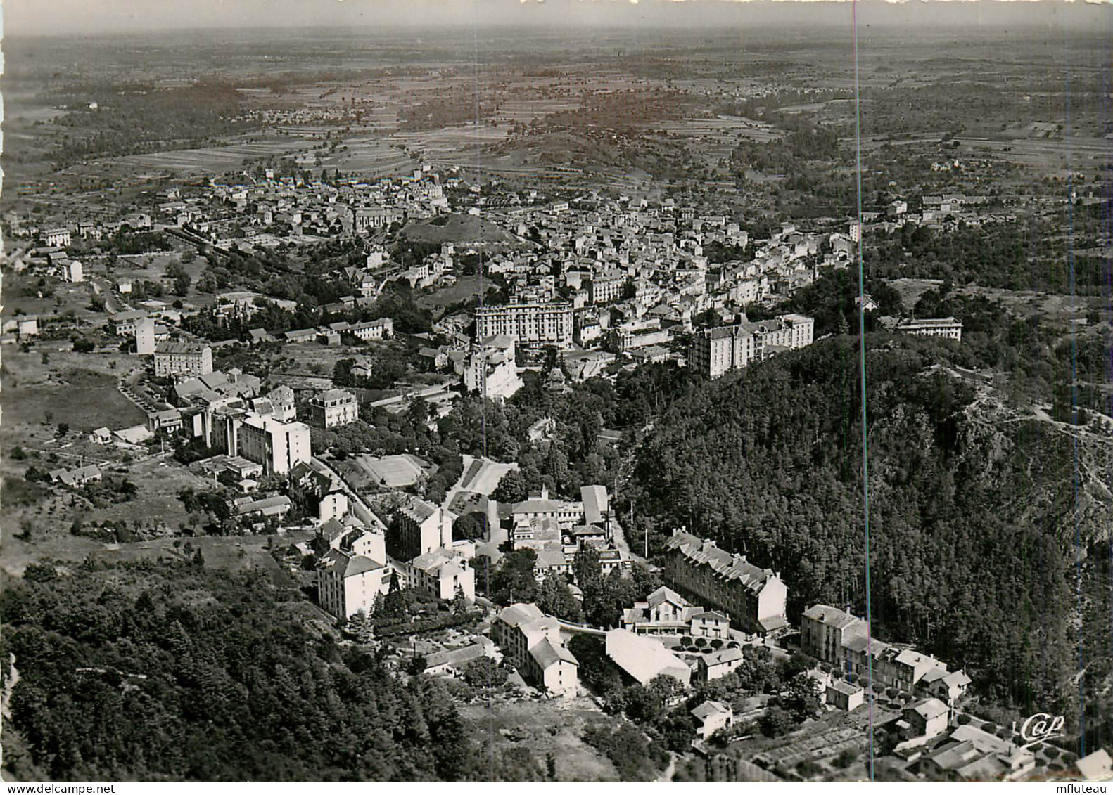 63* CHATELGUYON  Vue Generale   (CPSM 10x15cm)      RL18,0530 - Châtel-Guyon