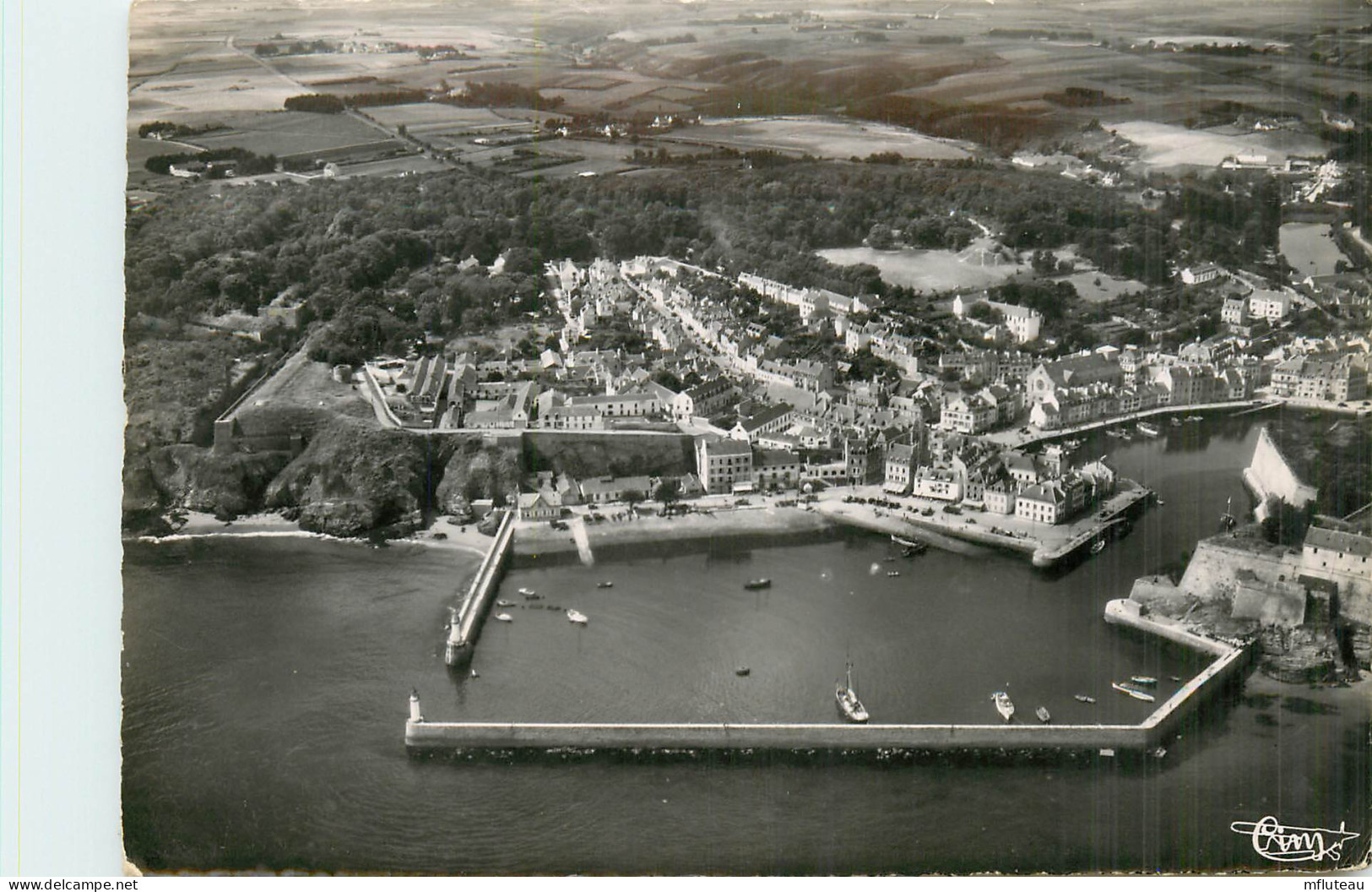 56* BELLE ILE EN MER – LE PALAIS   Vue Generale  (CPSM 10x15cm)     RL18,0033 - Belle Ile En Mer