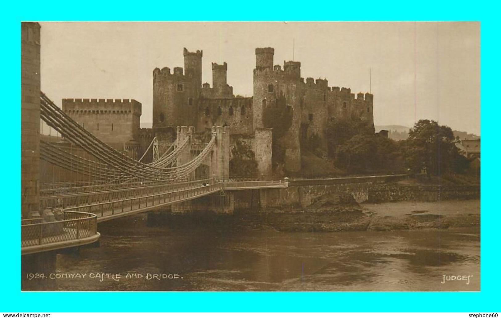 A909 / 319  Comway Castle And Bridge - Caernarvonshire