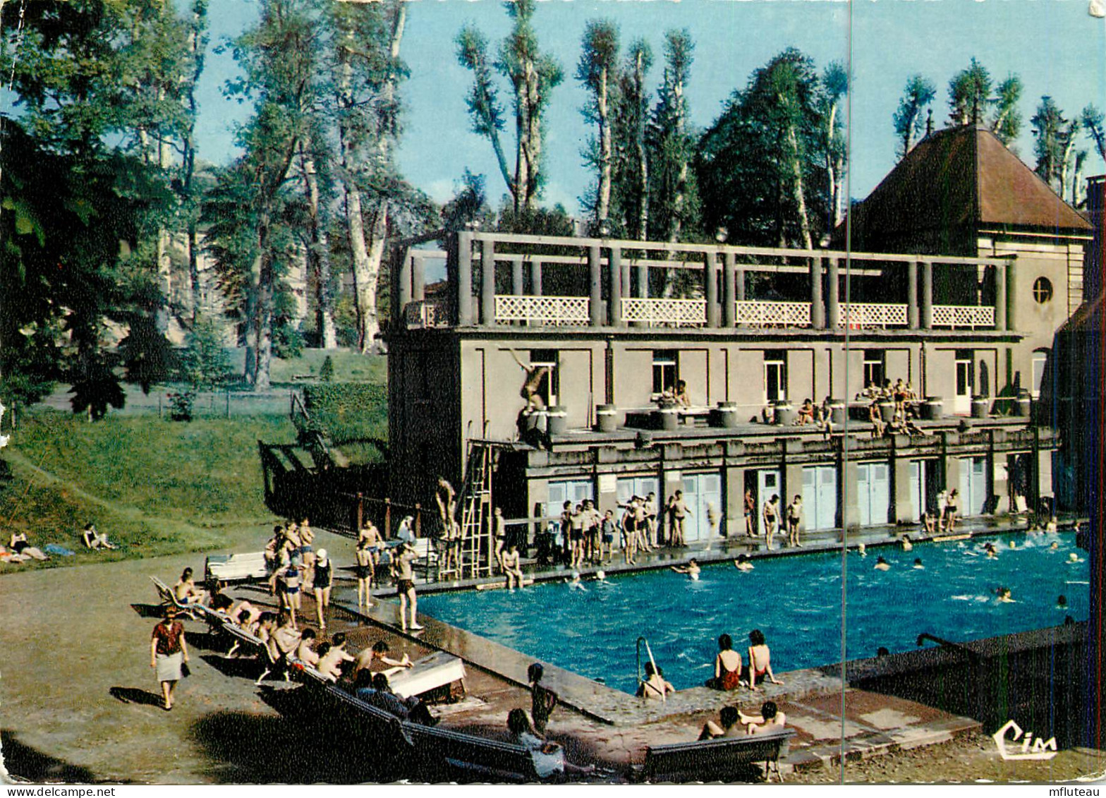 70* LUXEUIL LES BAINS    La Piscine  (CPSM 10x15cm)    RL18,0871 - Luxeuil Les Bains