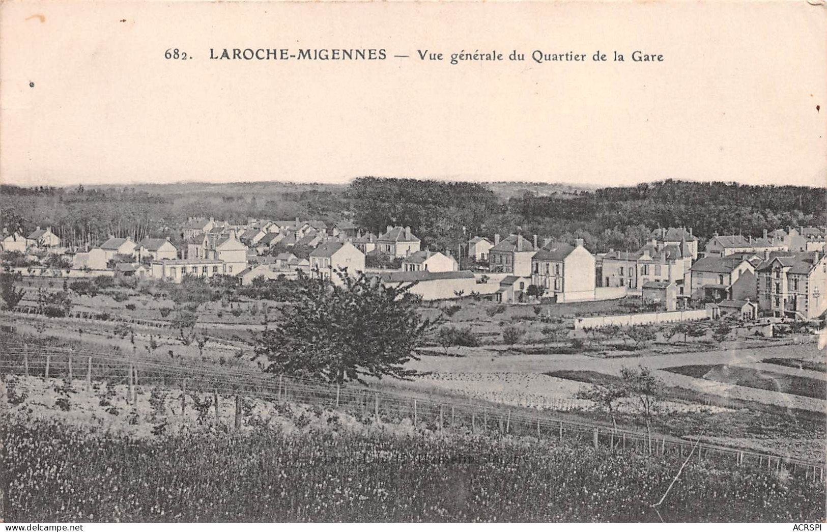 89 Laroche-Migennes Vue Générale Du Quartierde La Gare  (scanR/V)  N° 20 \MR8005 - Migennes