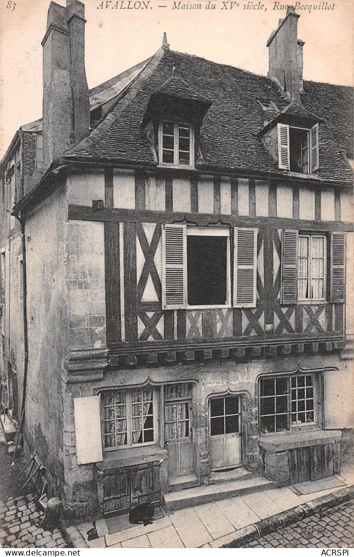 89 AVALLON  Rue Bocquillot Une Vieille Maison  (Scan R/V) N° 28 \MR8004 - Avallon