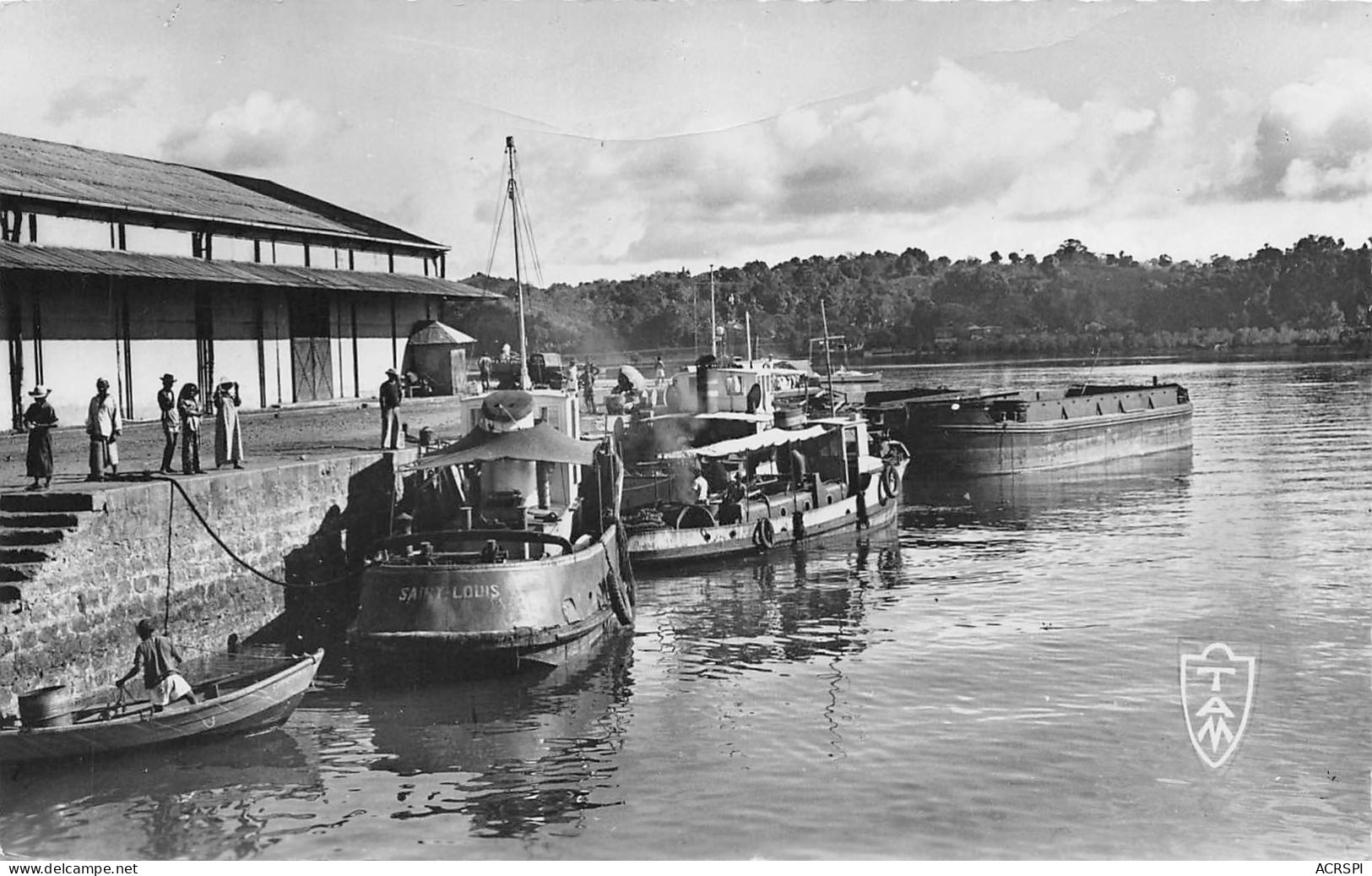 MADAGASCAR Nossi Bé. Débarcadère édition T.A.M  Carte Vierge Non Circulé  Antananarivo    (Scan R/V) N° 72 \MR8001 - Madagascar