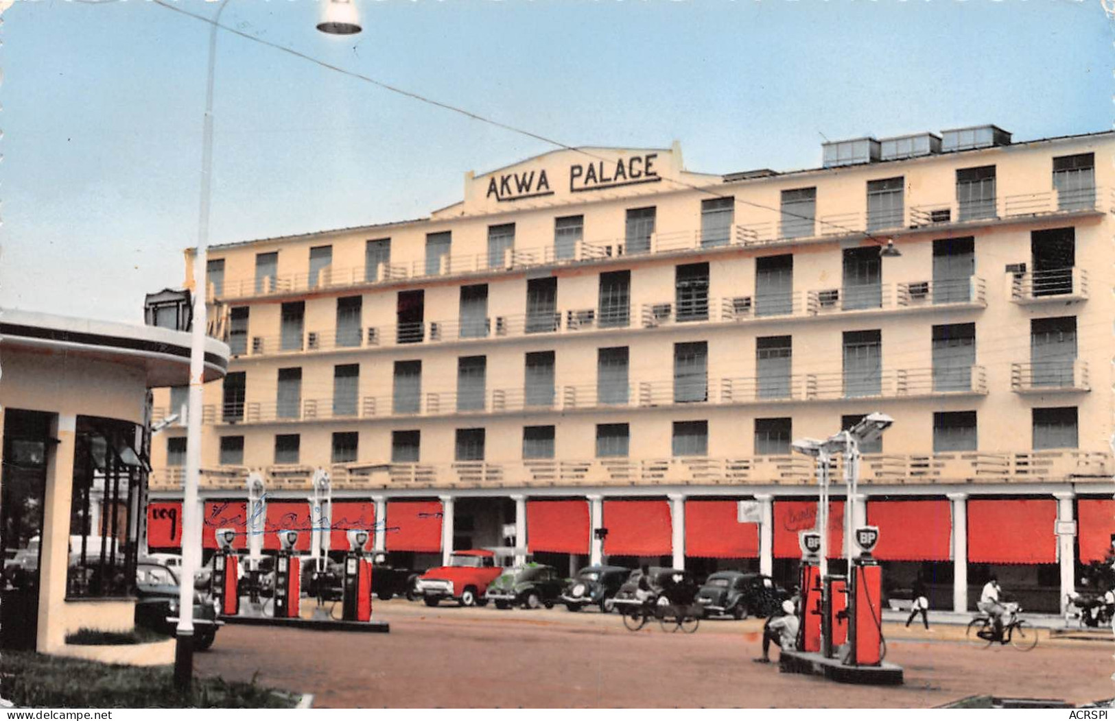 CAMEROUN  DOUALA  Hotel AKWA Palace  Carte Vierge Non Circulé  édition Remond   (Scan R/V) N° 55 \MR8001 - Camerun