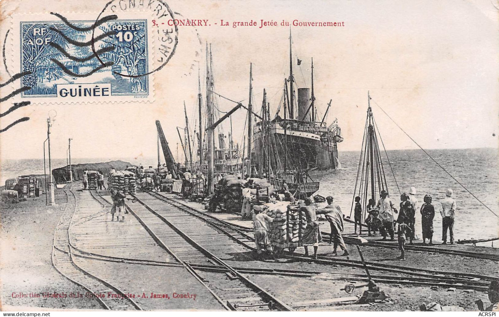 GUINEE Conakry La Grande Jetée Du Gouvernement Steamer Cargo à Quai WARF éd James   (Scan R/V) N° 26 \MR8001 - Guinea Francese