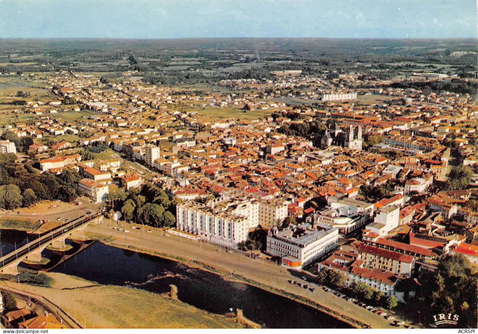 40   DAX  Vue D'ensemble Aérienne  (Scan R/V) N°   34   \MR8024 - Dax