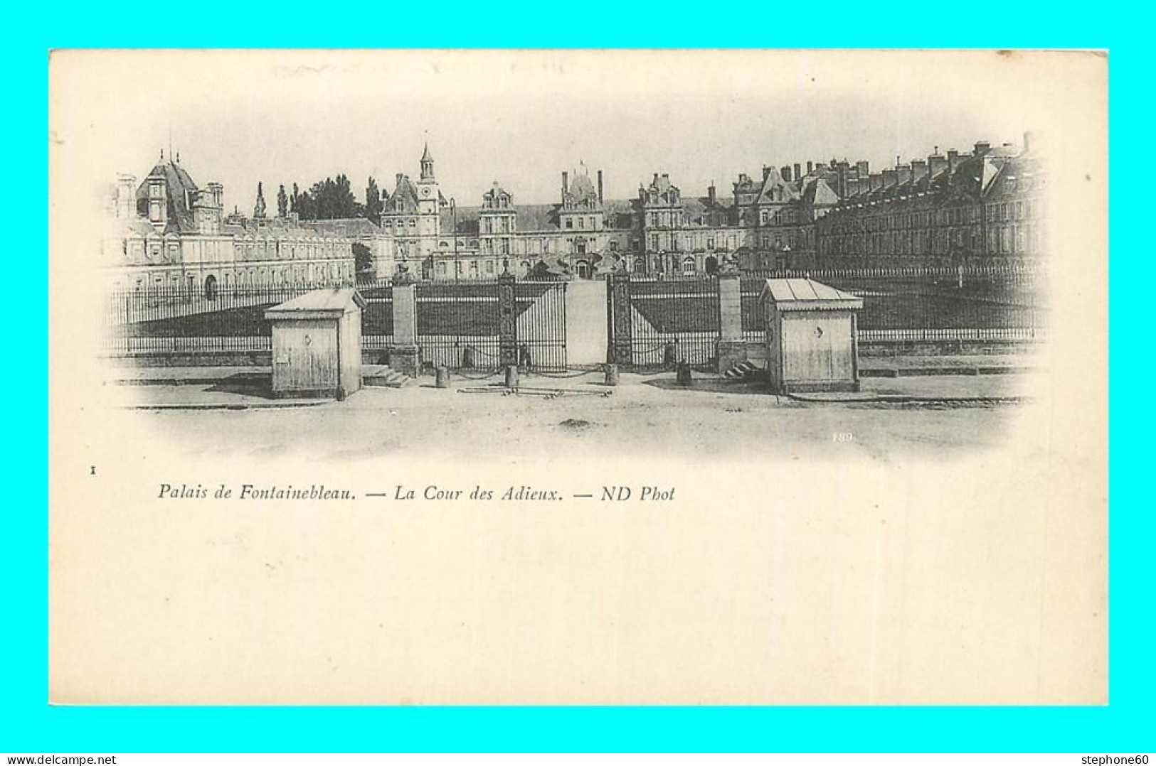 A899 / 333 77 - Palais De Fontainebleau Cour Des Adieux - Fontainebleau