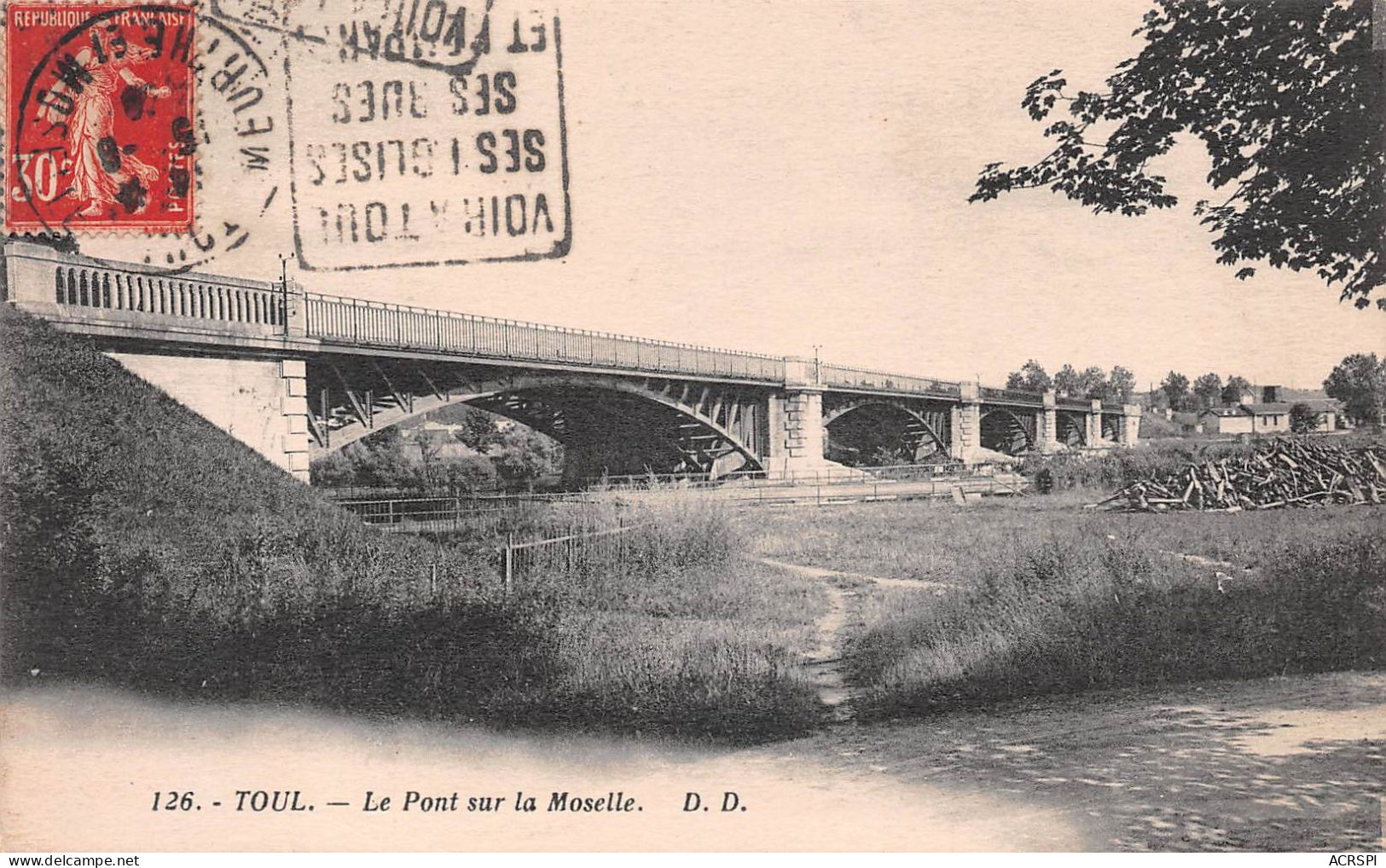 54 TOUL   Le Pont Sur La Moselle         (Scan R/V) N°    25    \MR8034 - Toul