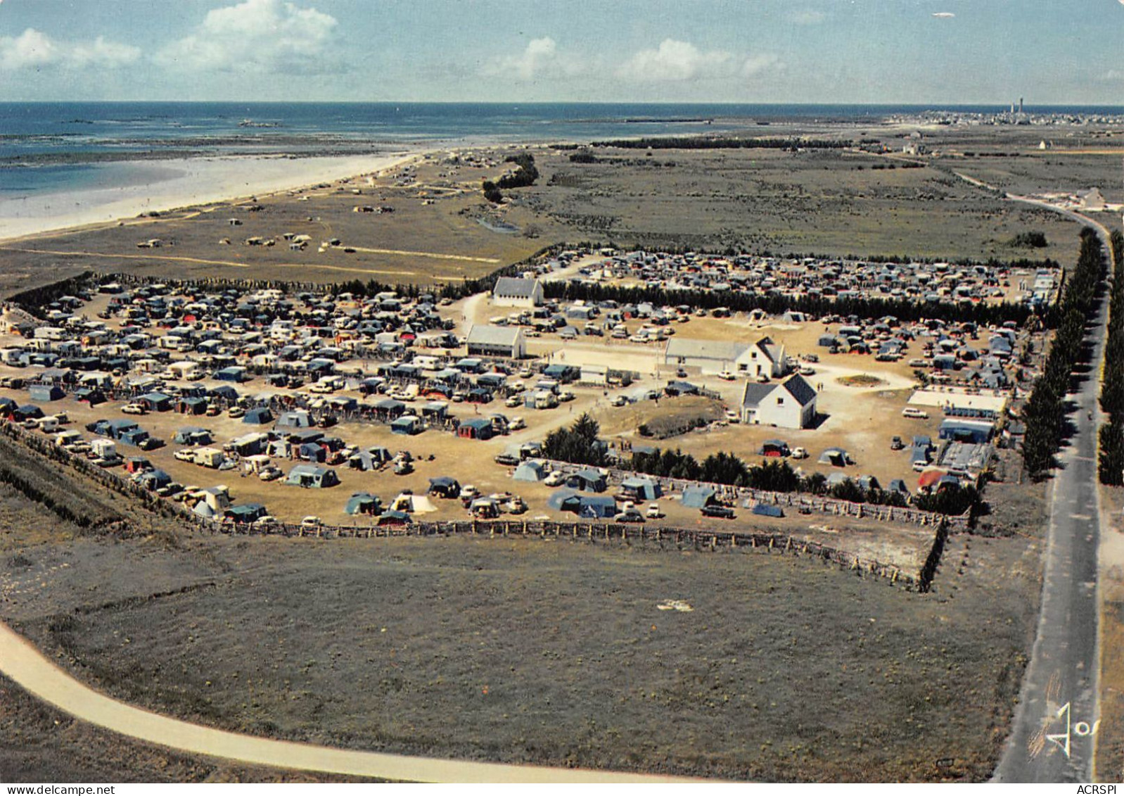 29   LE GUILVINEC Le Grand Camping Et La Plage     (Scan R/V) N°  60   \MR8027 - Guilvinec