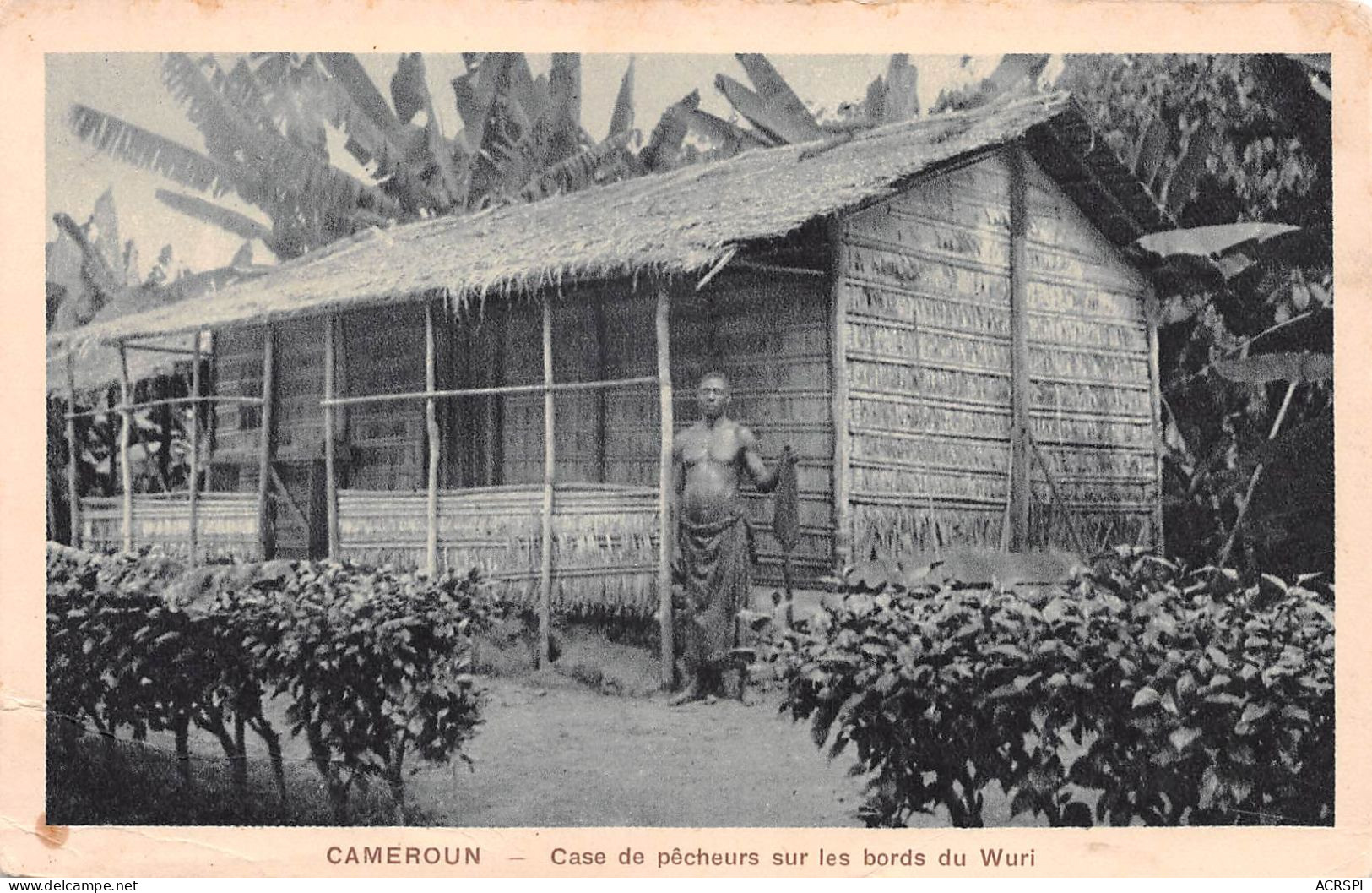 CAMEROUN    FOUMBAN  Case De Pêcheur Sur Le WURI            (Scan R/V) N°    63   \MR8053 - Cameroon