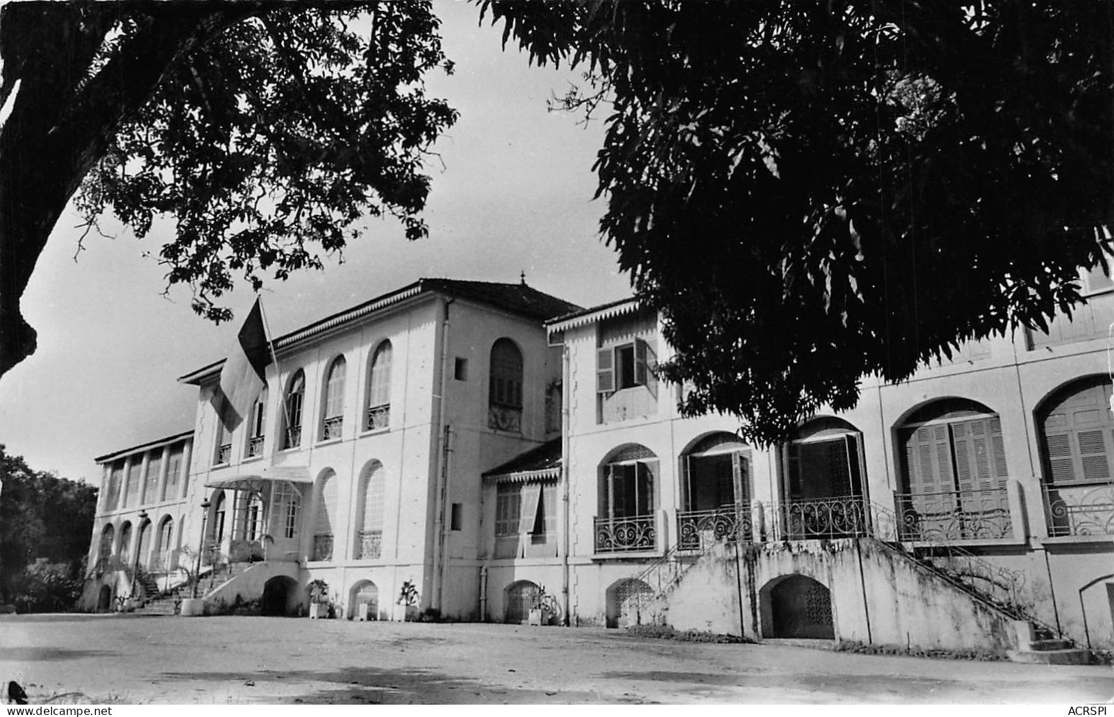 GUINEE CONAKRY Le Palais Du Gouverneur          (Scan R/V) N°    10   \MR8053 - Guinea Francese