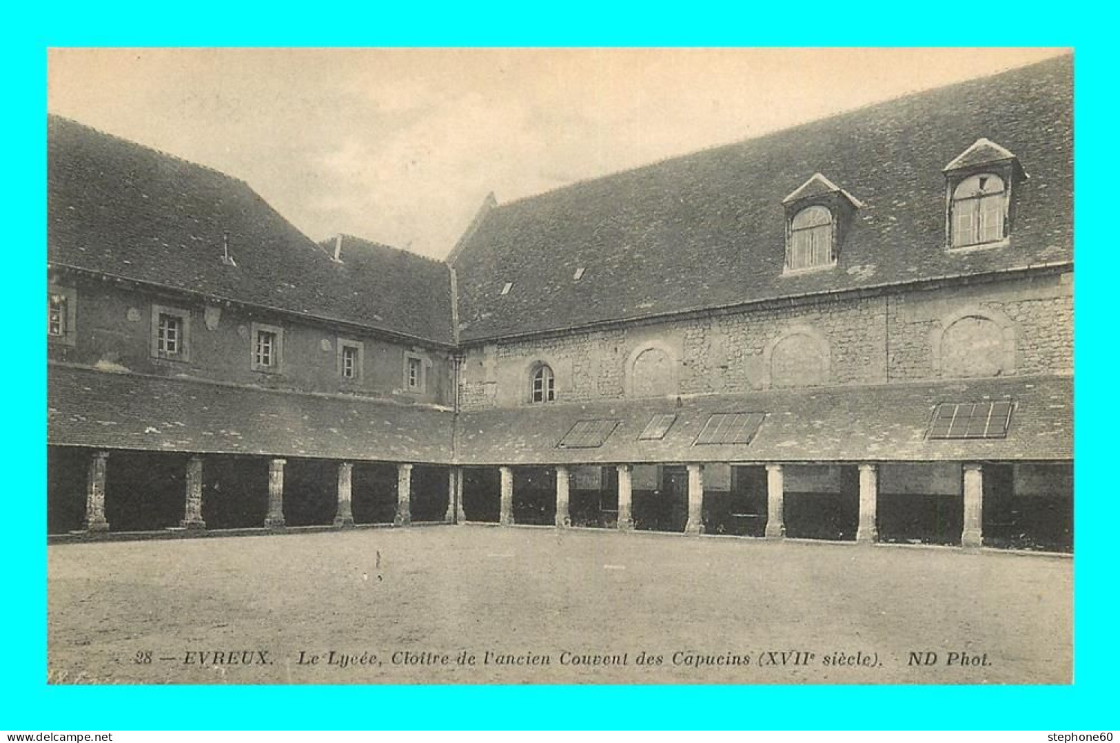 A893 / 497 27 - EVREUX Lycée Cloitre De L'ancien Couvent Des Capucins - Evreux
