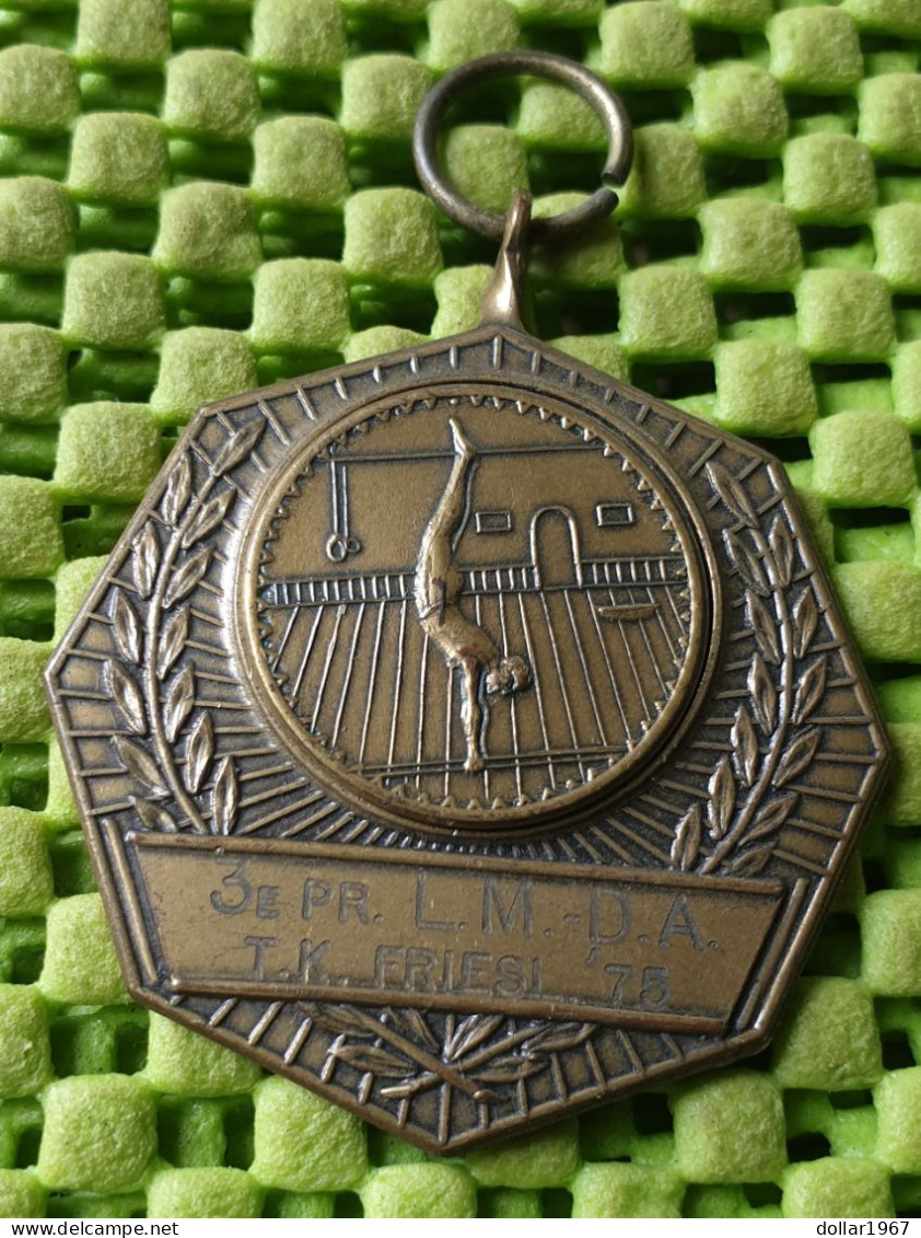 Medaile   :   3e. Pr. L.M D.A T.K Friesland 1975  -  Original Foto  !!  Medallion  Dutch - Other & Unclassified