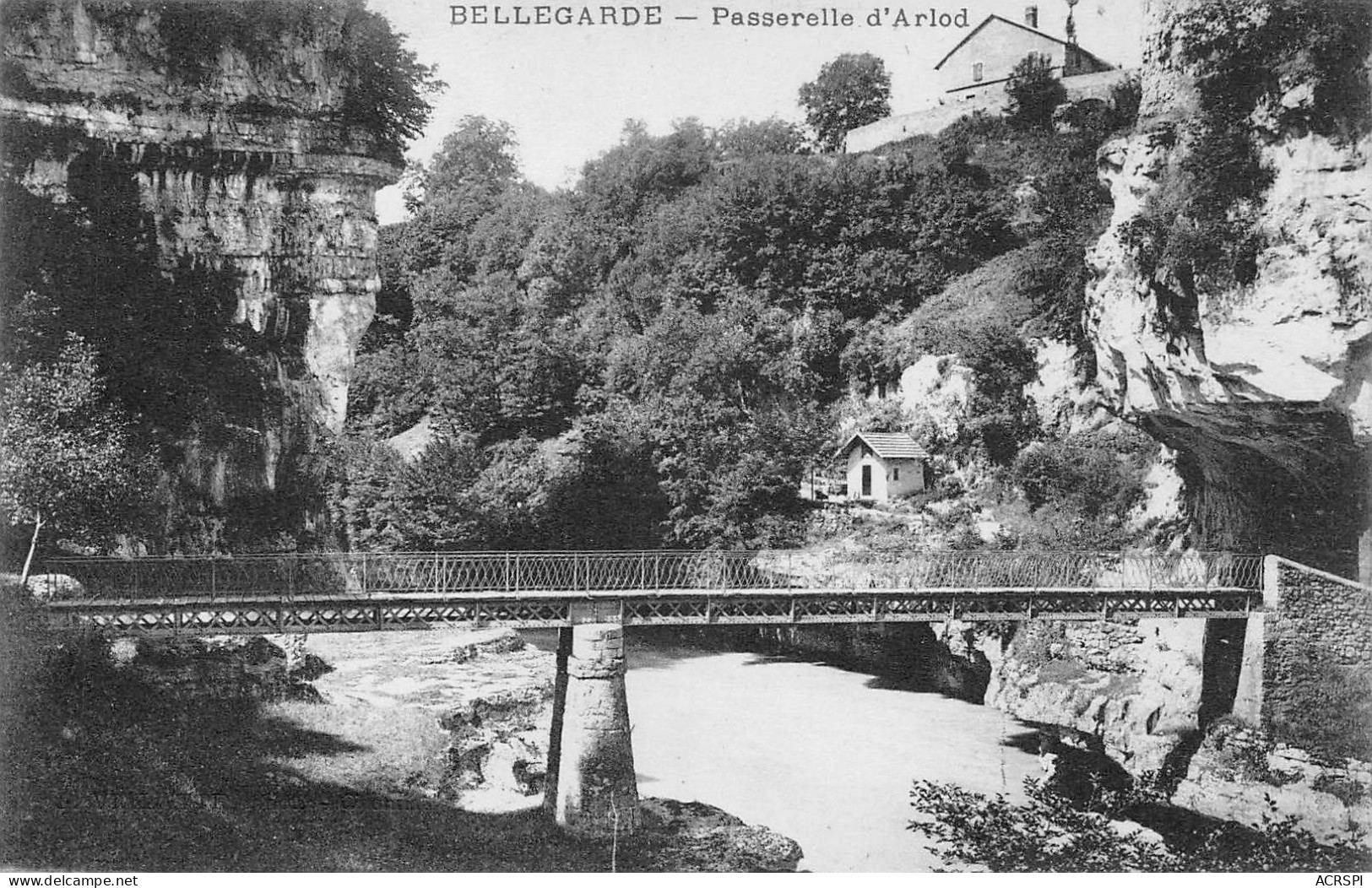 01 BELLEGARDE  Sur  VALSERINE   La Passerelle D'ARLOD    (Scan R/V) N°   17   \MR8060 - Bellegarde-sur-Valserine