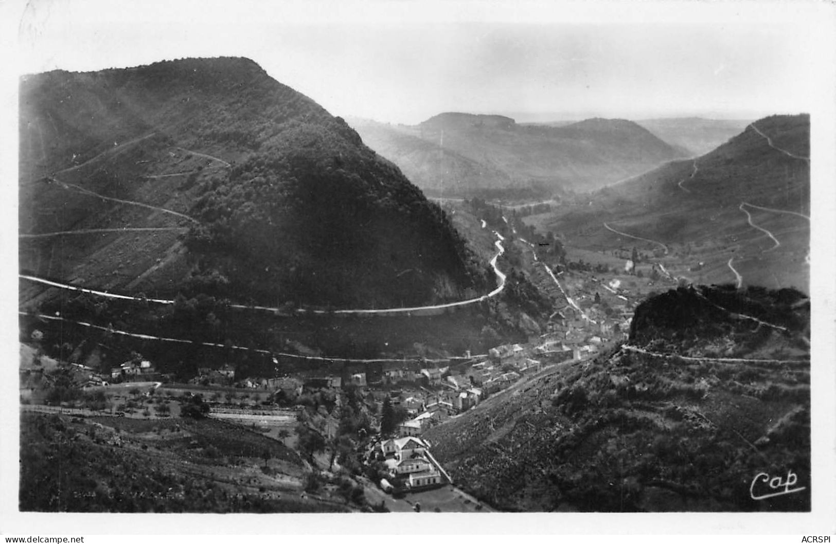 01  NANTUA  La Vallée De Cerdon   (Scan R/V) N°   22   \MR8059 - Nantua