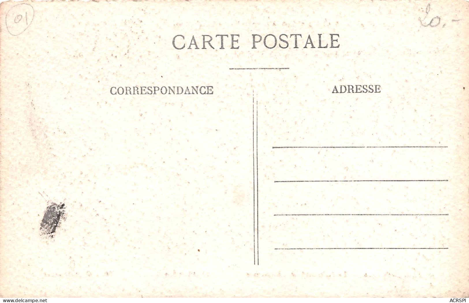 01 PEROUGES  lot de  28 cartes sur le village   (Scan R/V) N°   2   \MR8061