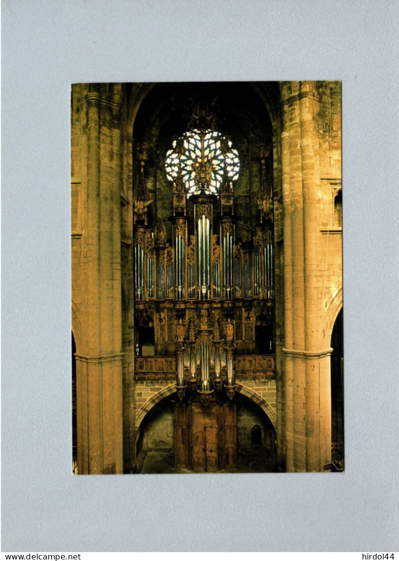 Rodez (12) : Le Buffet D'orgues Dans Sa Splendide Boiserie - Rodez