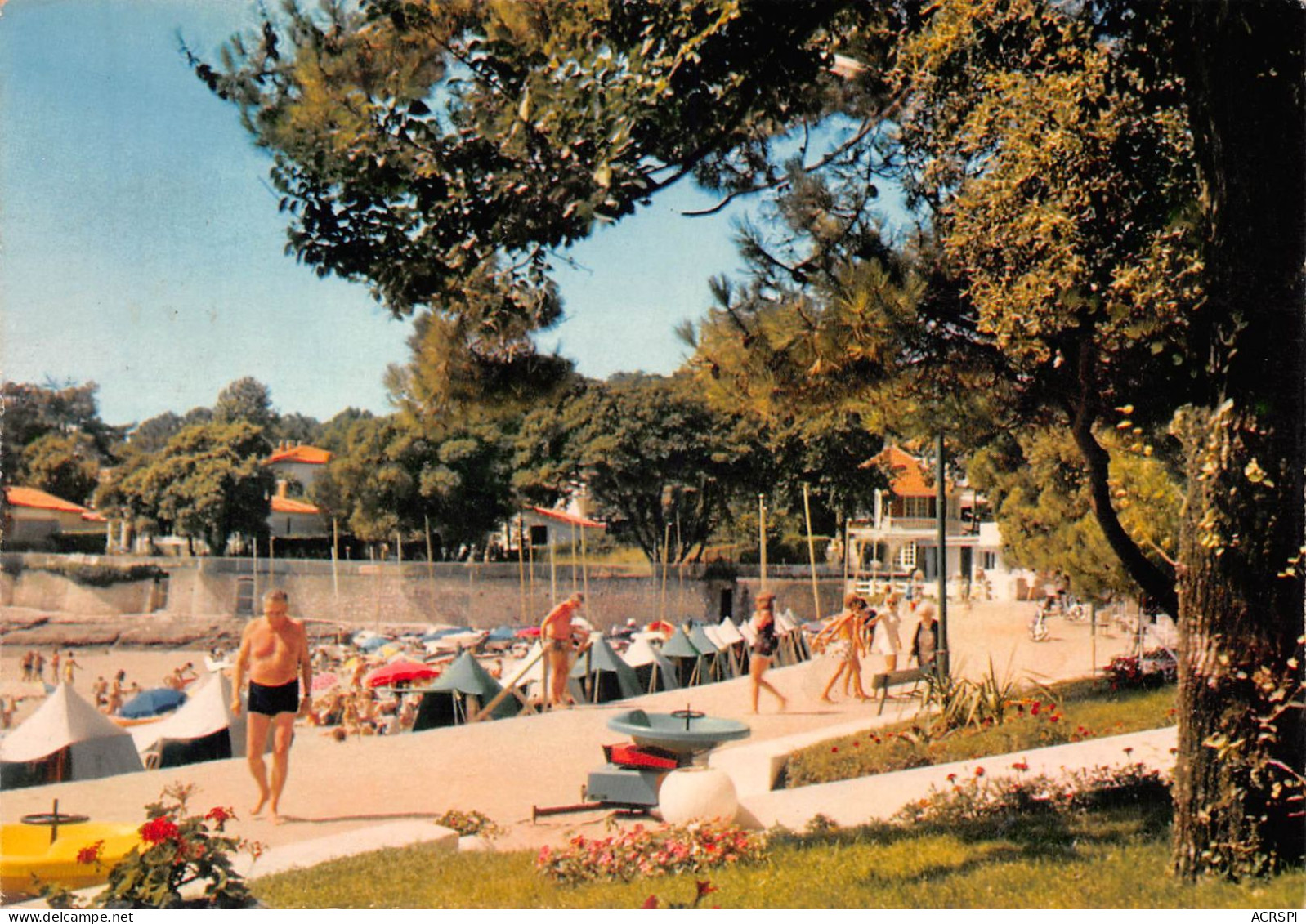 17 VAUX SUR MER Promenade De La Plage De NAUZAN                 (Scan R/V) N°   1   \MR8074 - Vaux-sur-Mer