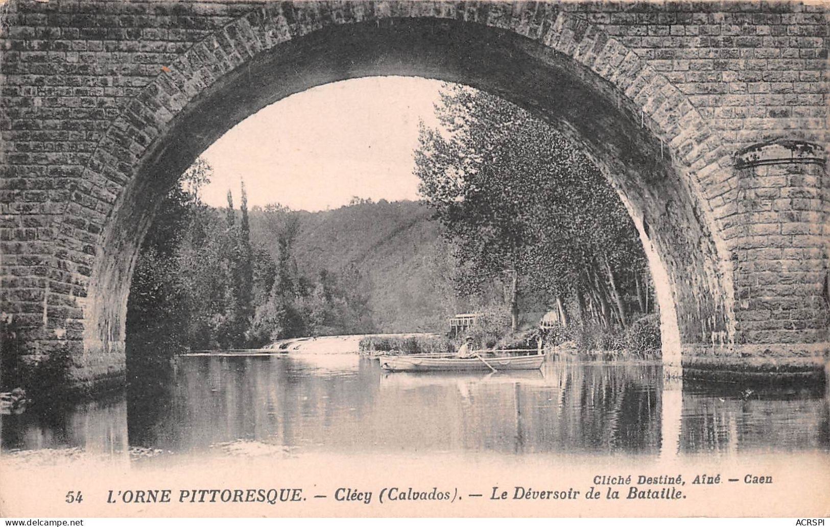 14   Clécy   Le Pont De Le Déversoir De La Bataille        (Scan R/V) N°   17   \MR8080 - Clécy