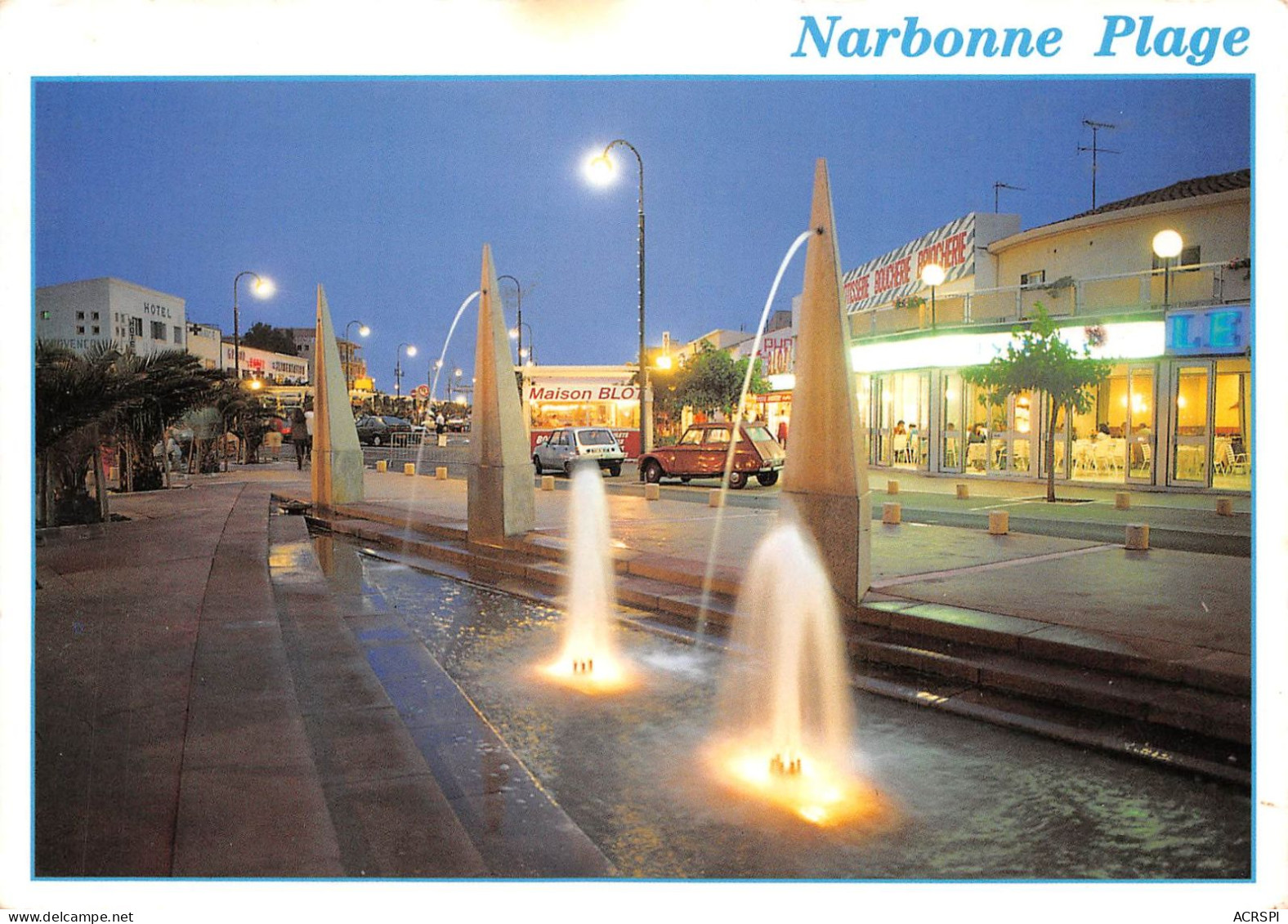 11 NARBONNE  Fontaine Restaurant Et Commerces Du Centre Ville      (Scan R/V) N°   11   \MR8079 - Narbonne