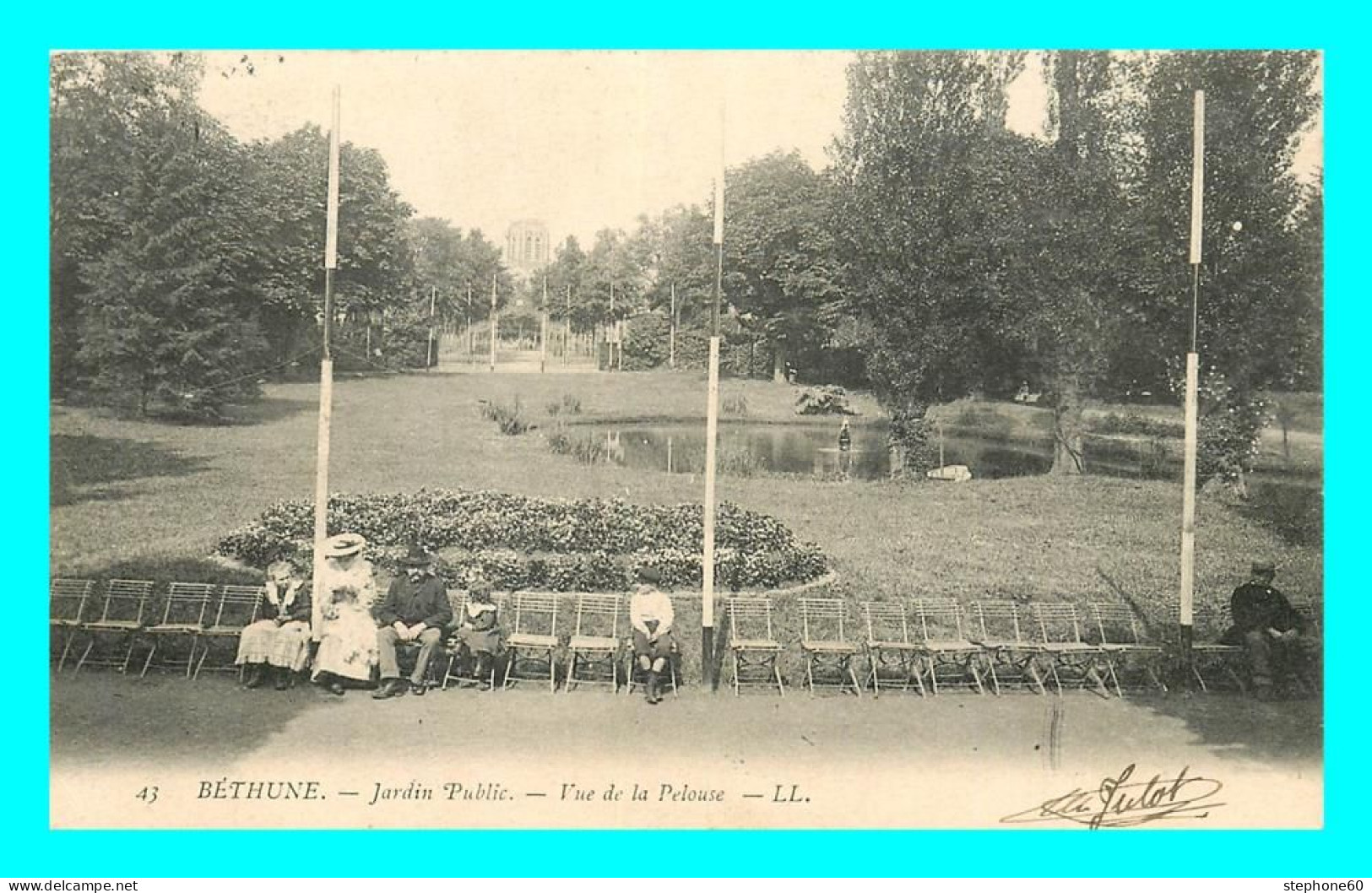 A882 / 251 62 - BETHUNE Jardin Public Vue De La Pelouse - Bethune