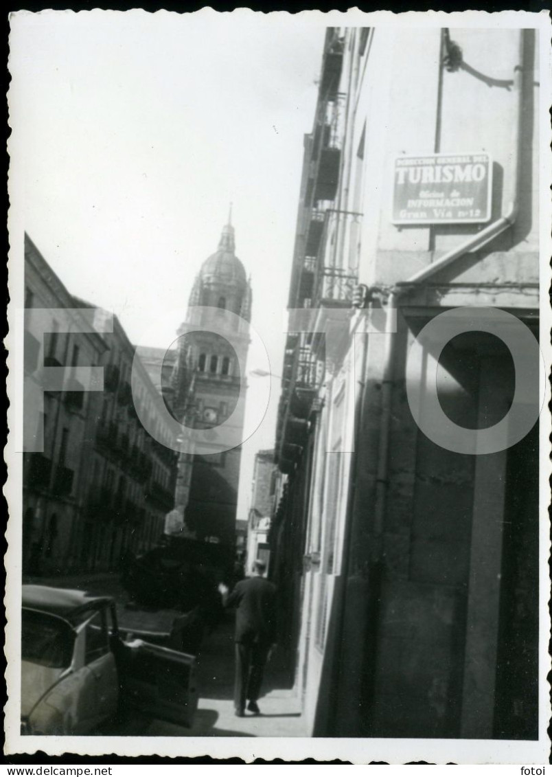 60S REAL PHOTO TURISMO IGLESIA MALAGA CALLE SPAIN ESPANA CITROEN DS TUBARON AT254 - Orte