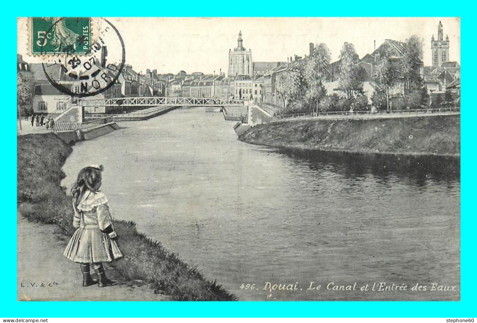 A882 / 035 59 - DOUAI Canal Et Entrée Des Eaux - Douai