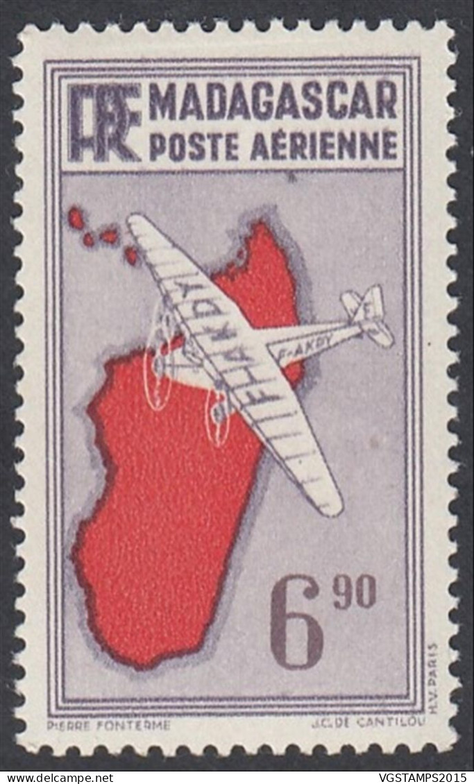 Madagascar 1941 - Colonie Française - Yvert Nr.: PA22 Avec Curiosité: Point Sous "R" D' Aérienne"... (EB) AR-02744 - Unused Stamps