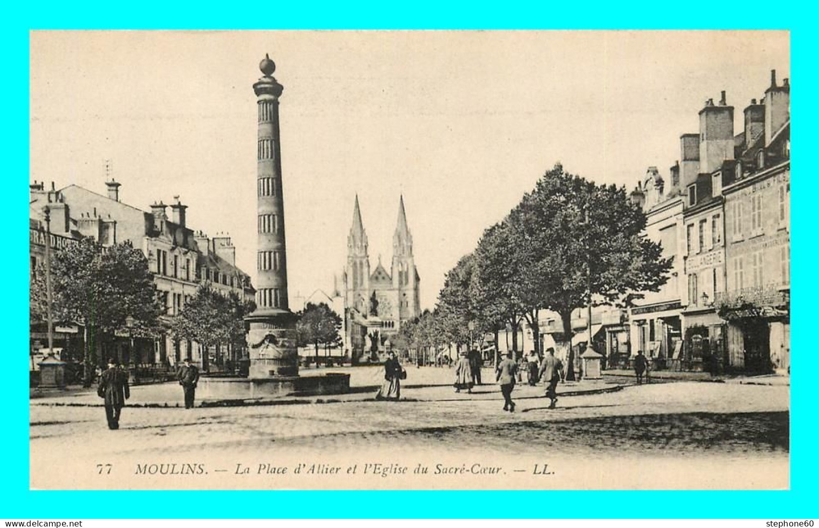 A878 / 271 03 - MOULINS Place D'Allier Et Eglise Du Sacré Coeur - Moulins