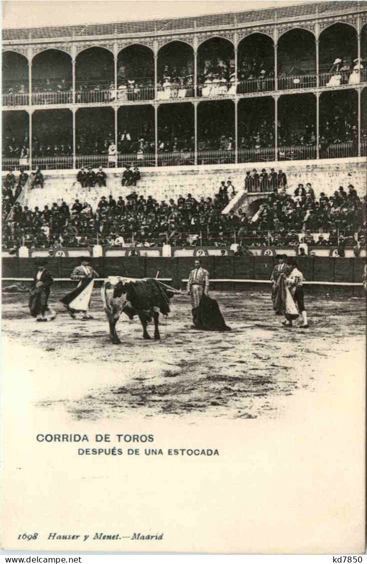 Madrid - Corrida De Toros - Madrid