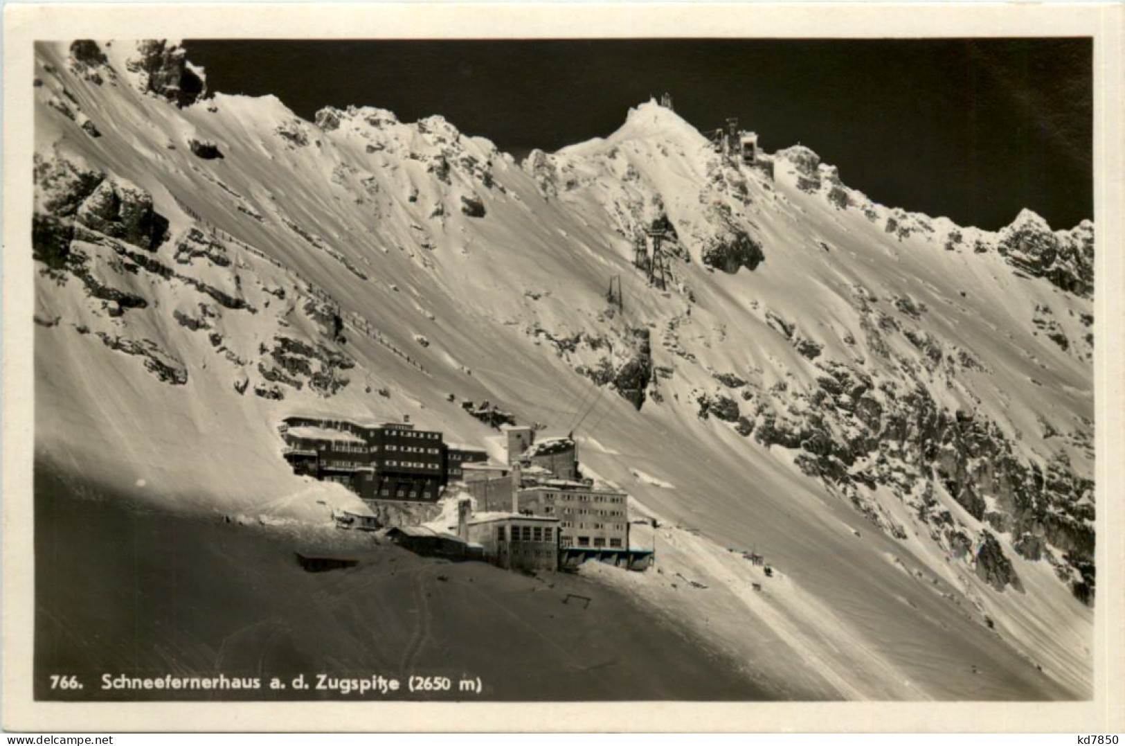 Zugspitze Mit Schnneefernerhaus - Garmisch-Partenkirchen