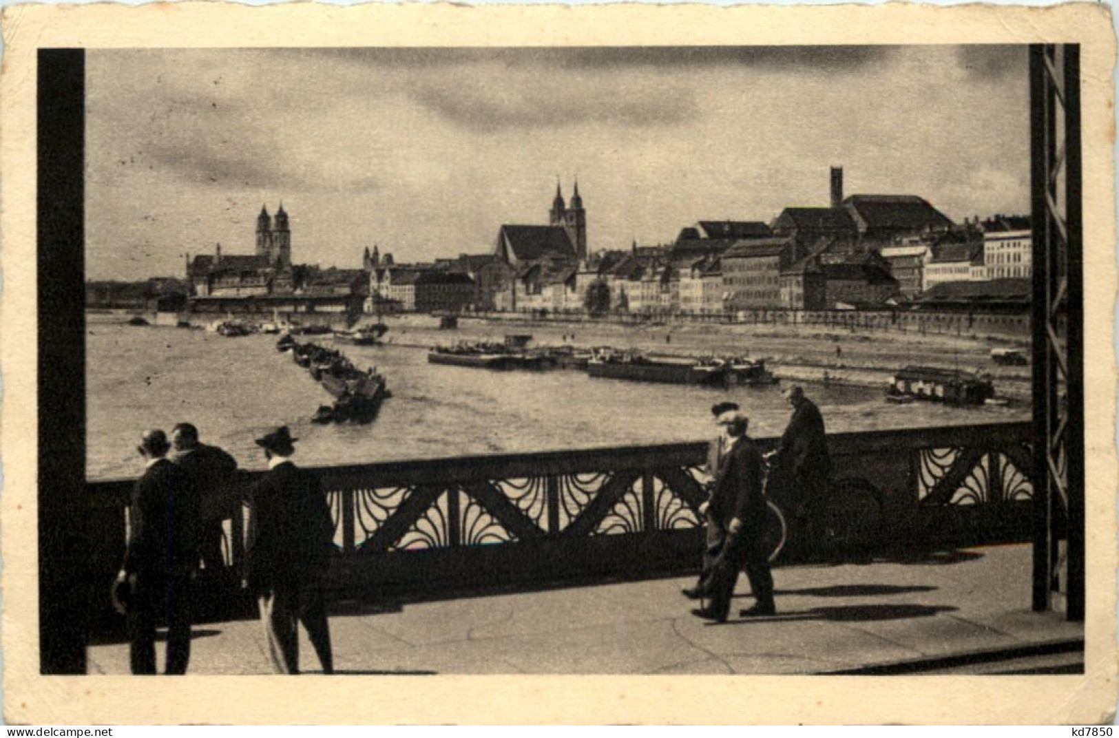 Magdeburg - Blick Von Der Hindenburgbrücke - Maagdenburg