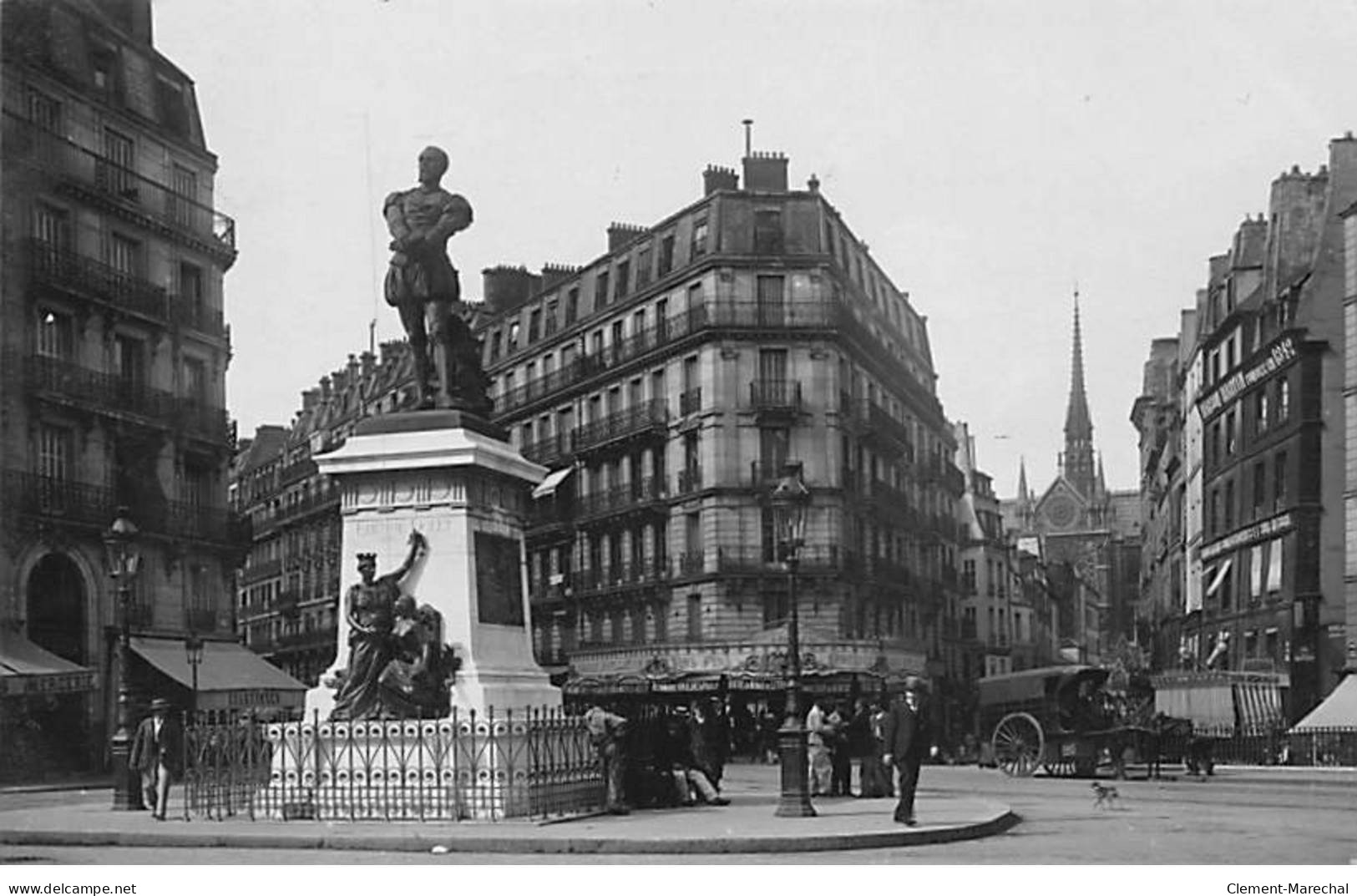 PARIS - La Statue D'Etienne Dolet - Très Bon état - Distretto: 06