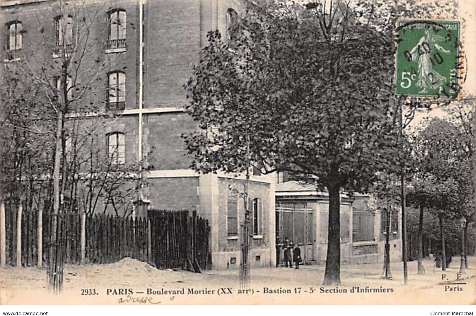 PARIS - Boulevard Mortier - Bastion 17 - Section D'Infirmiers - F. F. - Très Bon état - Distretto: 20