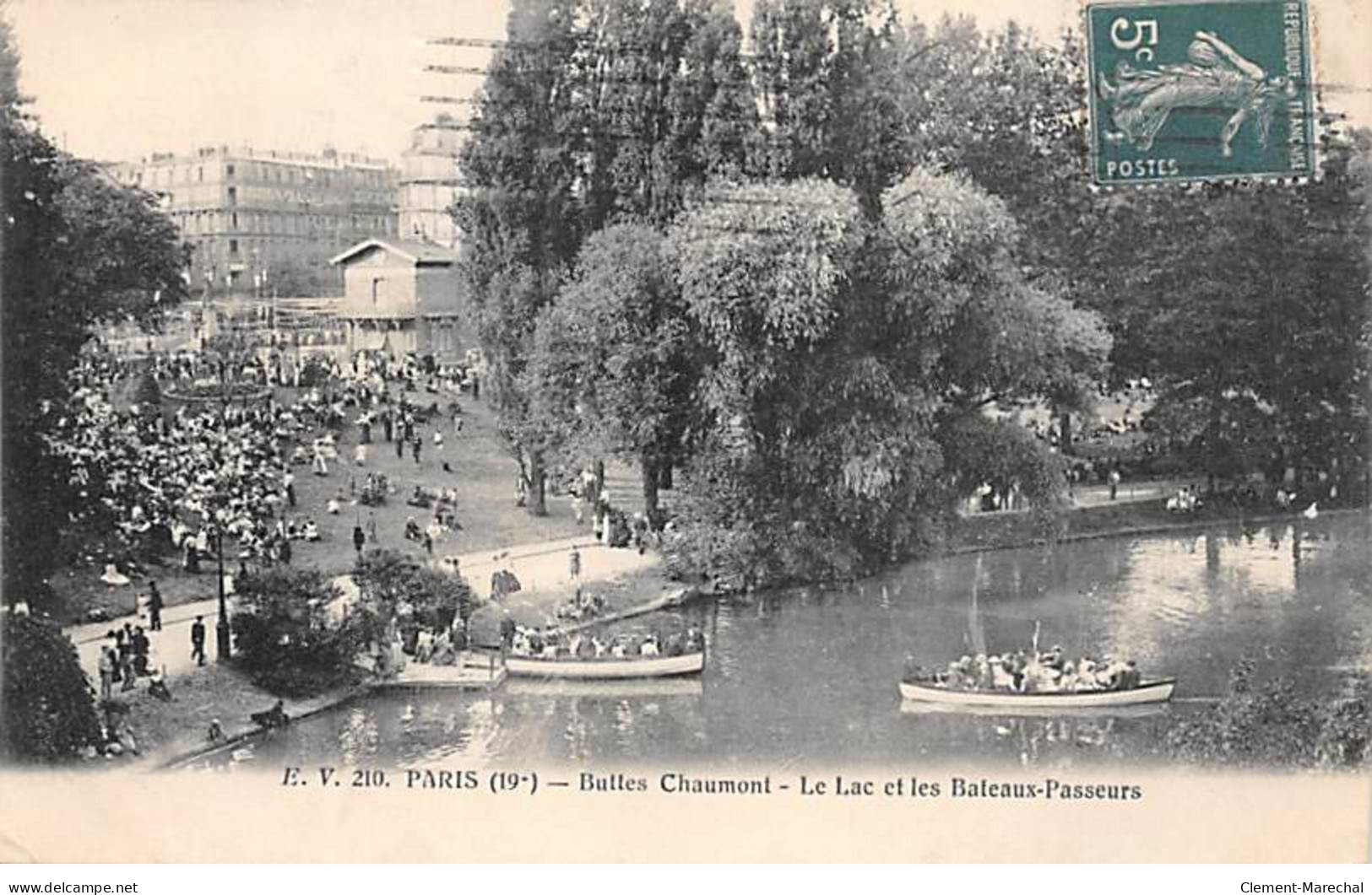 PARIS - Buttes Chaumont - Le Lac Et Les Bateaux Passeurs - Très Bon état - Distrito: 19