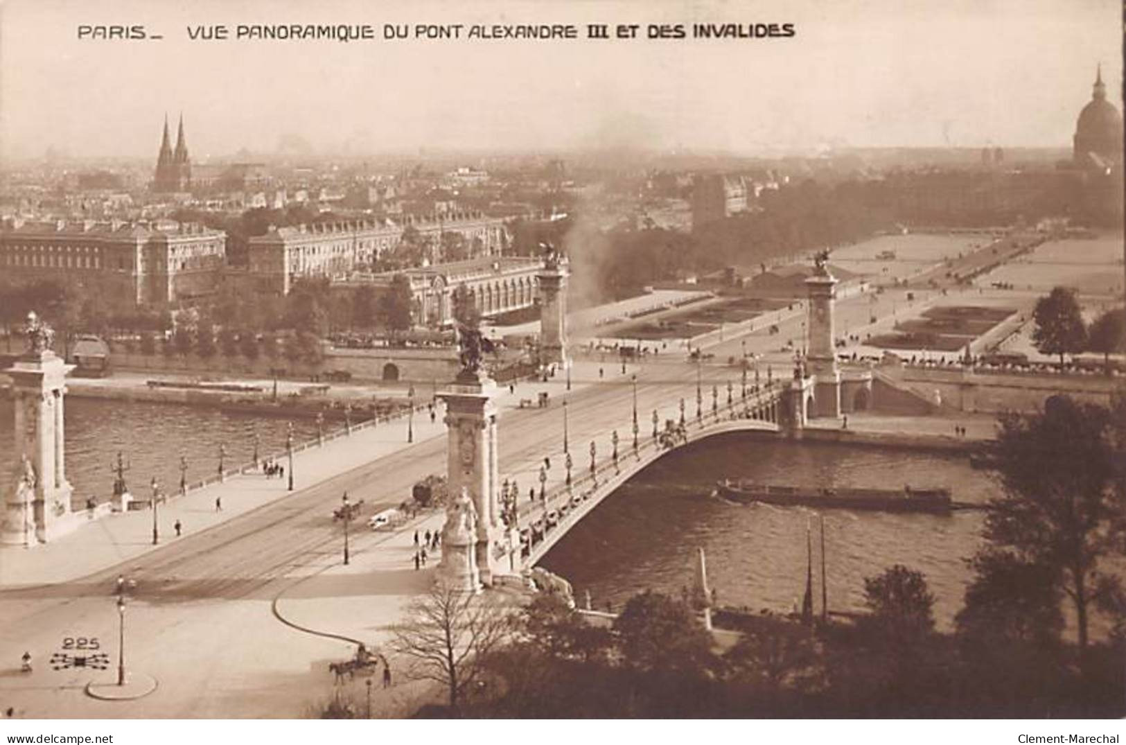 PARIS - Vue Panoramique Du Pont Alexandre III Et Des Invalides - Très Bon état - Distrito: 07