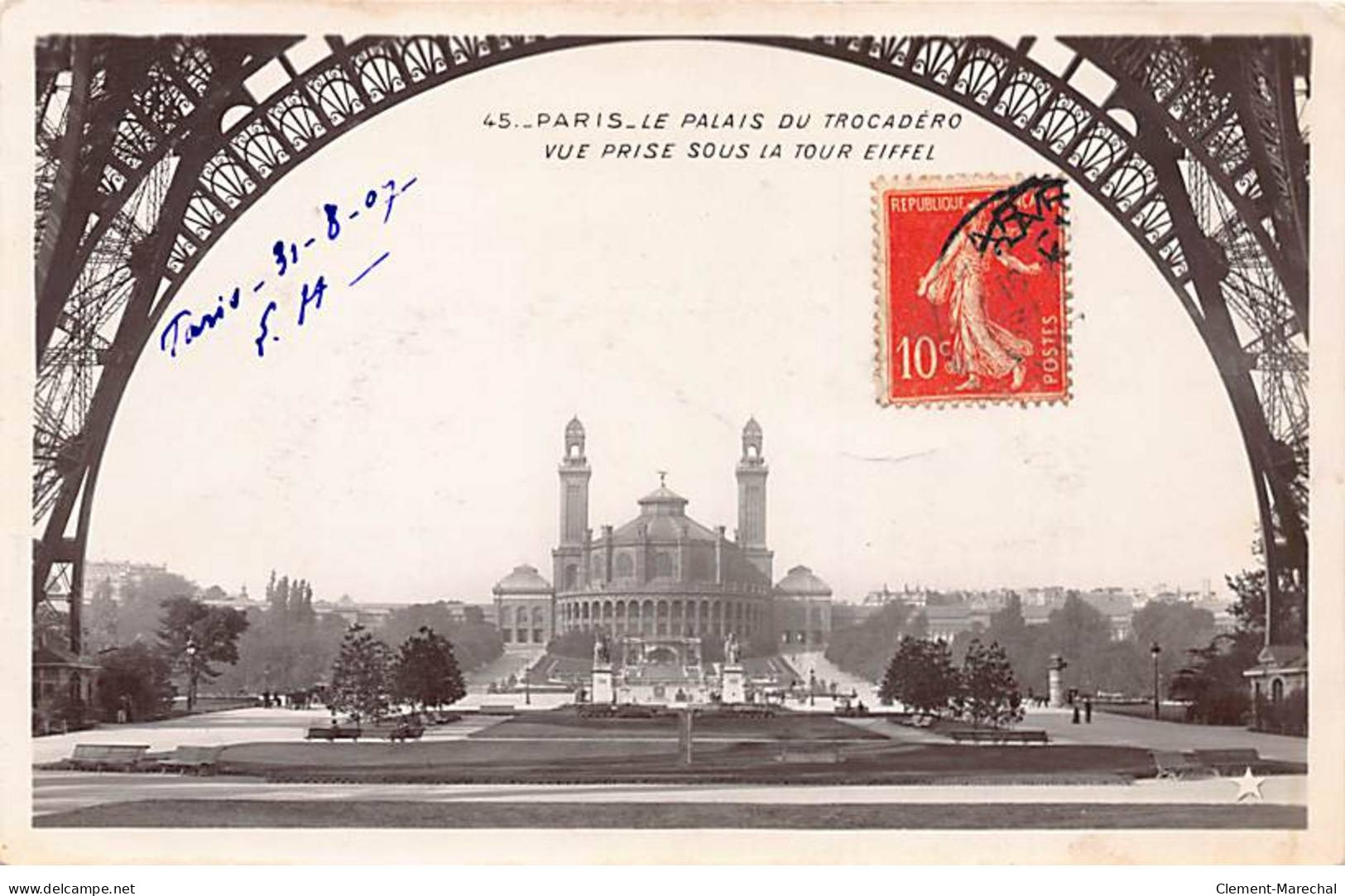 PARIS - Le Palais Du Trocadéro - Vue Prise Sous La Tour Eiffel - Très Bon état - Distrito: 07