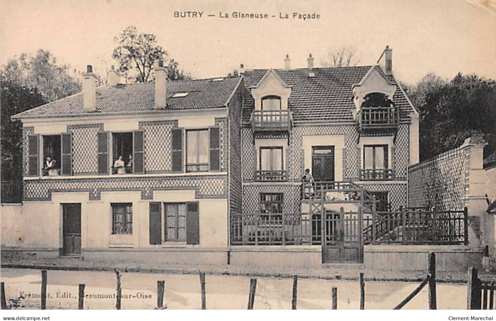 BUTRY - La Glaneuse - La Façade - Très Bon état - Butry