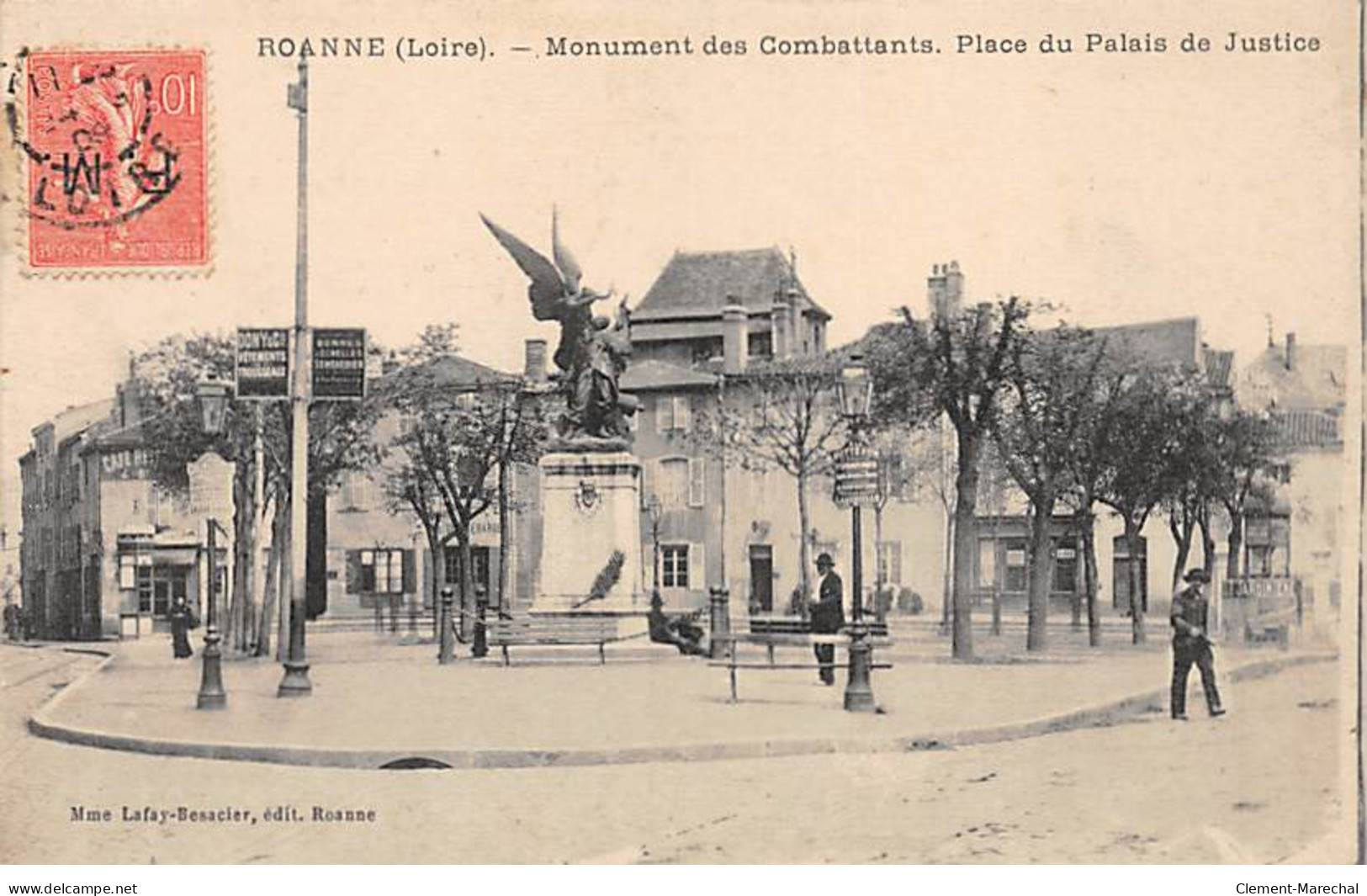 ROANNE - Monument Des Combattants - Place Du Palais De Justice - Très Bon état - Roanne