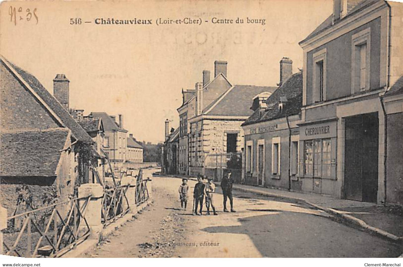 CHATEAUVIEUX - Centre Du Bourg - Très Bon état - Autres & Non Classés