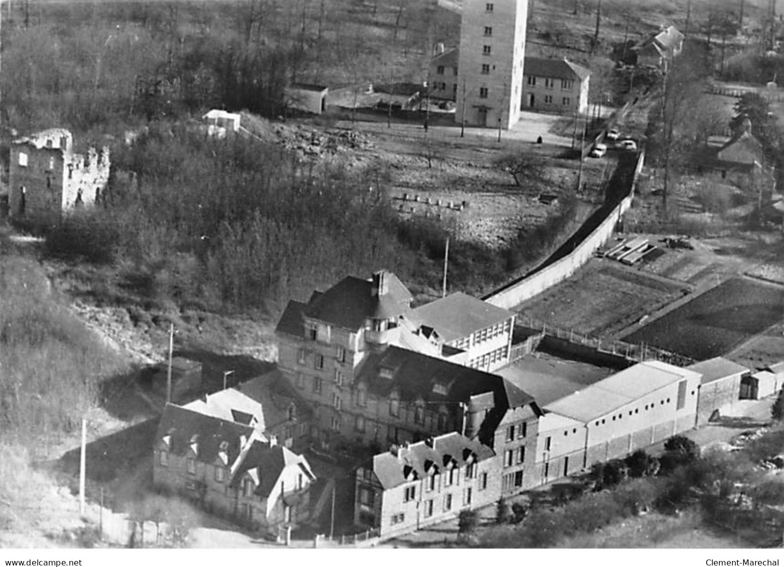 SAINT WITZ - Ecole Notre Dame De Montmélian - Très Bon état - Saint-Witz