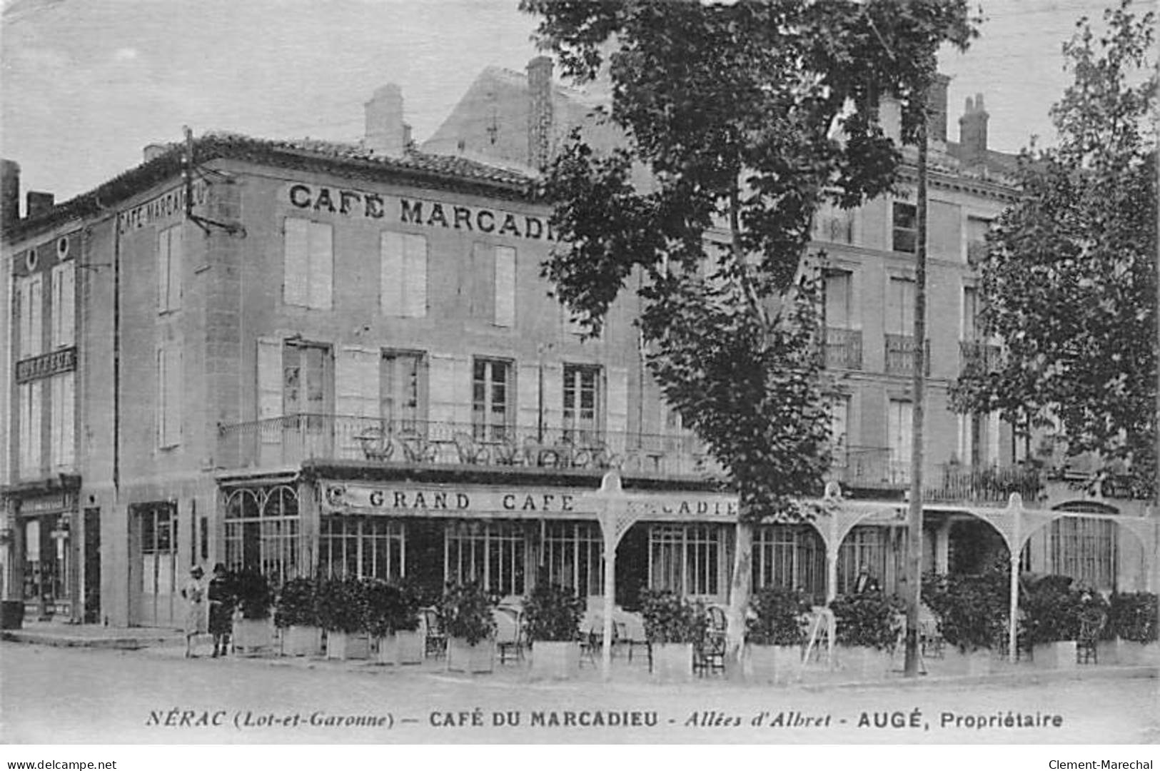 NERAC - Café Du Marcadieu - Allée D'Albret - Très Bon état - Nerac