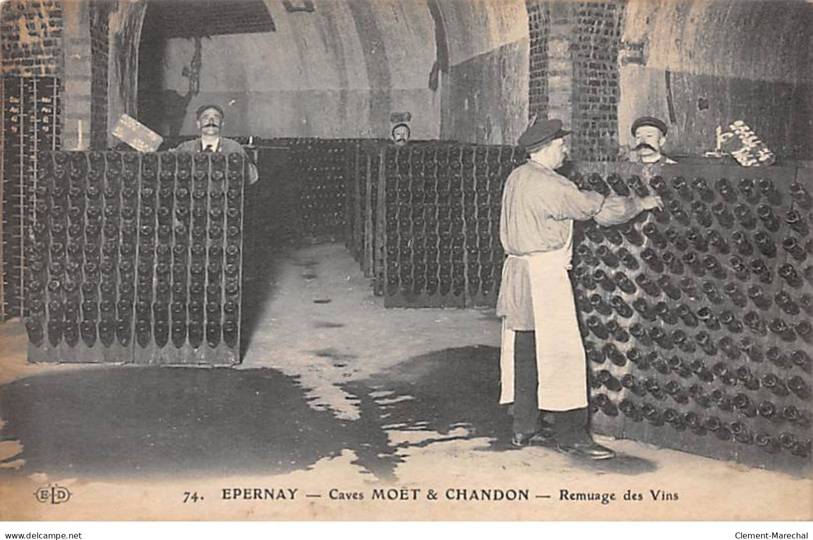 EPERNAY - Caves MOET & CHANDON - Remuage Des Vins - Très Bon état - Epernay