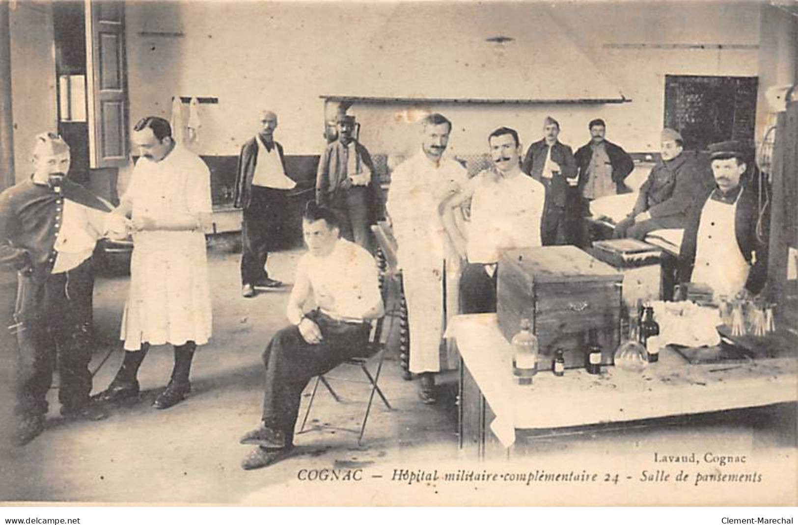 COGNAC - Hôpital Militaire Complémentaire 24 - Salle De Pansements - Très Bon état - Cognac